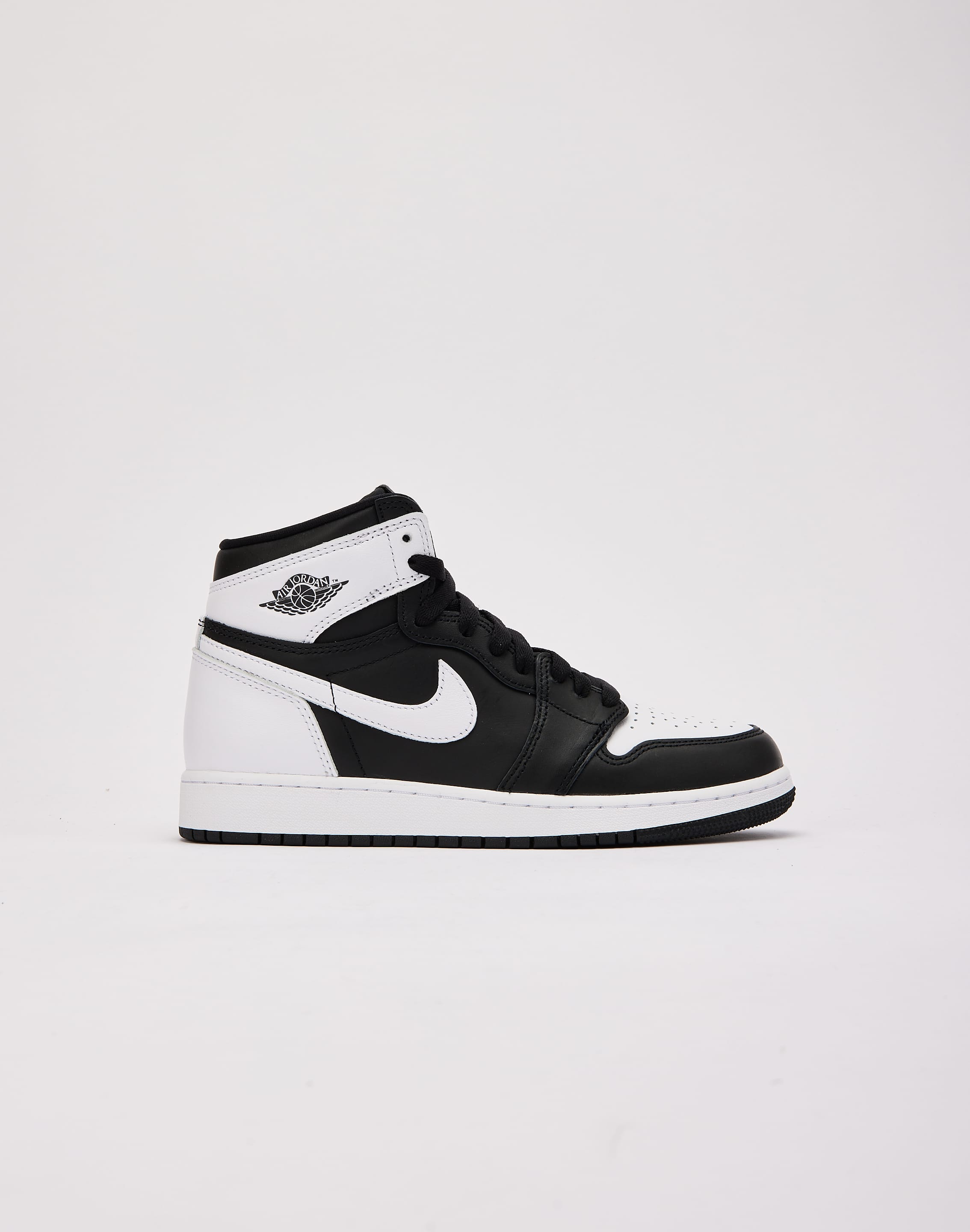 Jordan Air Jordan Retro High OG 'Black and White' Grade-School