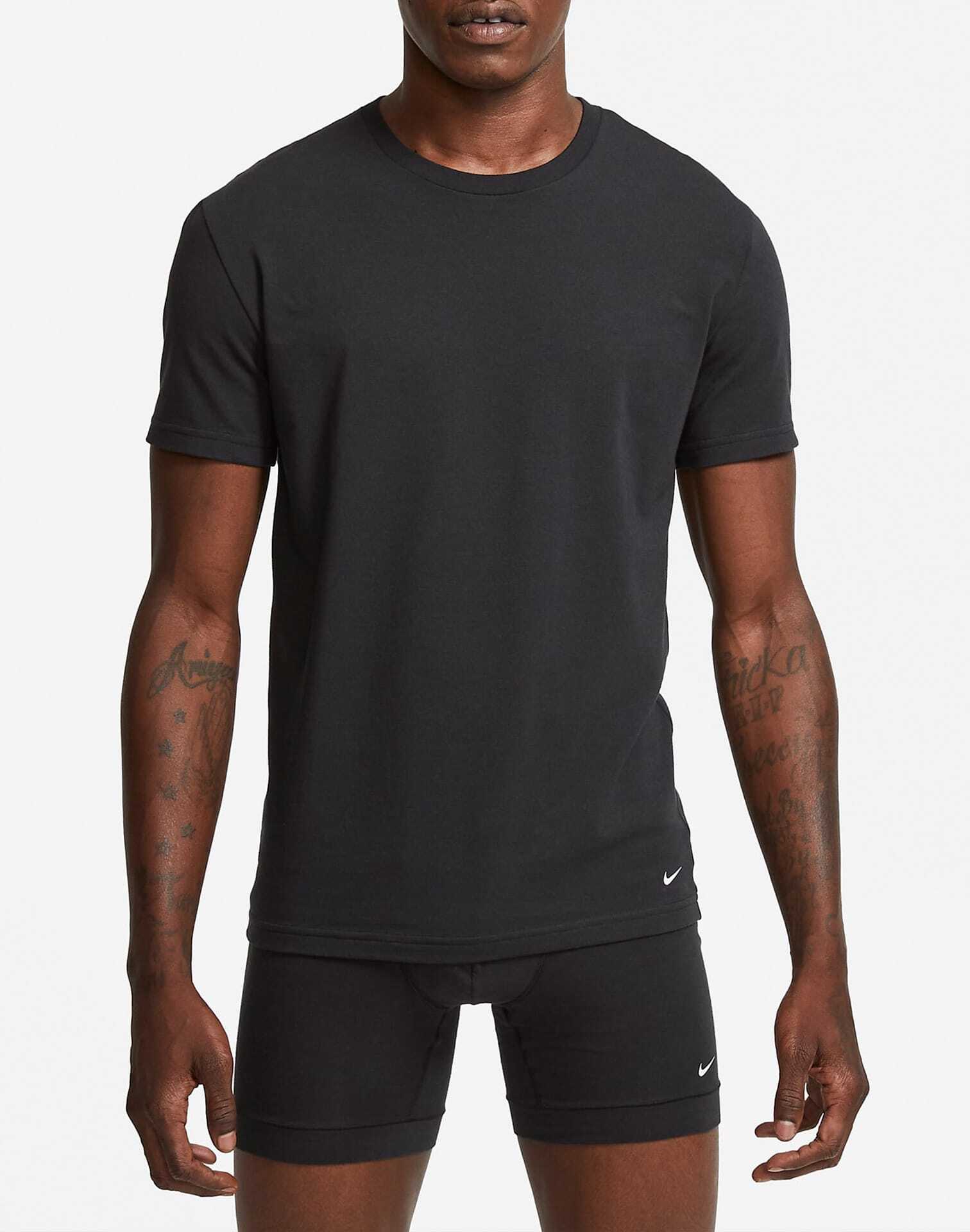 Photo of Nike Everday Cotton Stretch Slim Fit Tee
