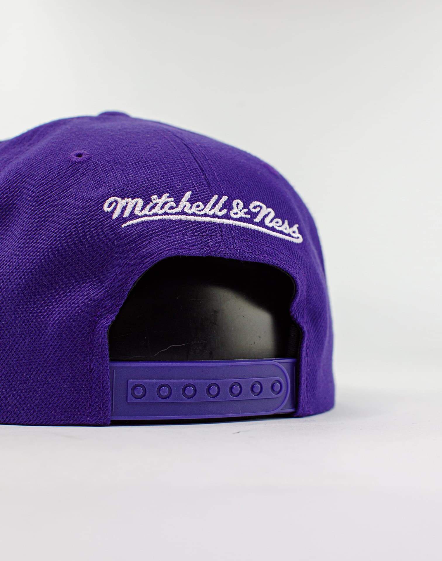Mitchell & Ness Teams up with DTLR on Exclusive NBA Capsule