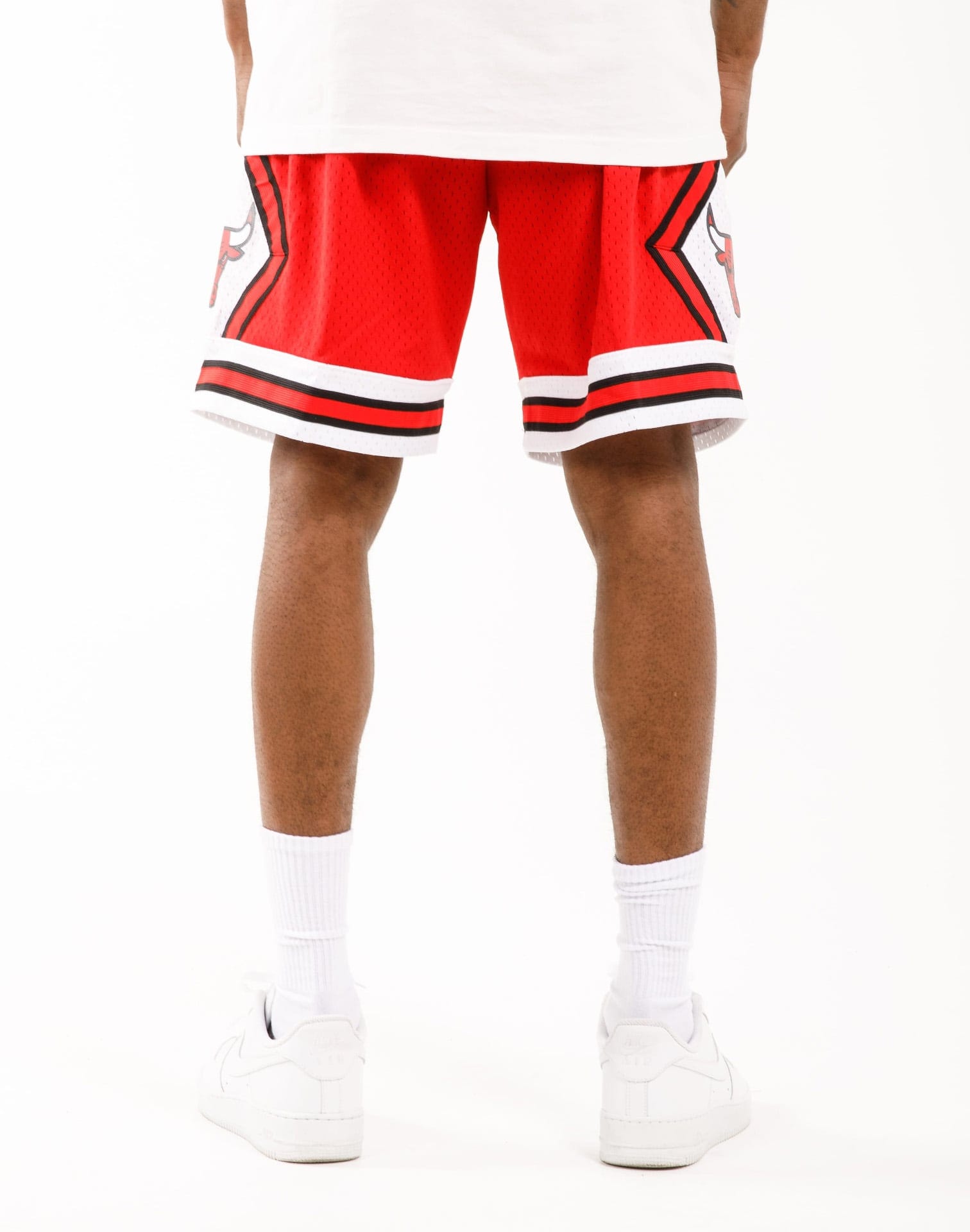 Mitchell & Ness Bulls Swingman Basketball Shorts