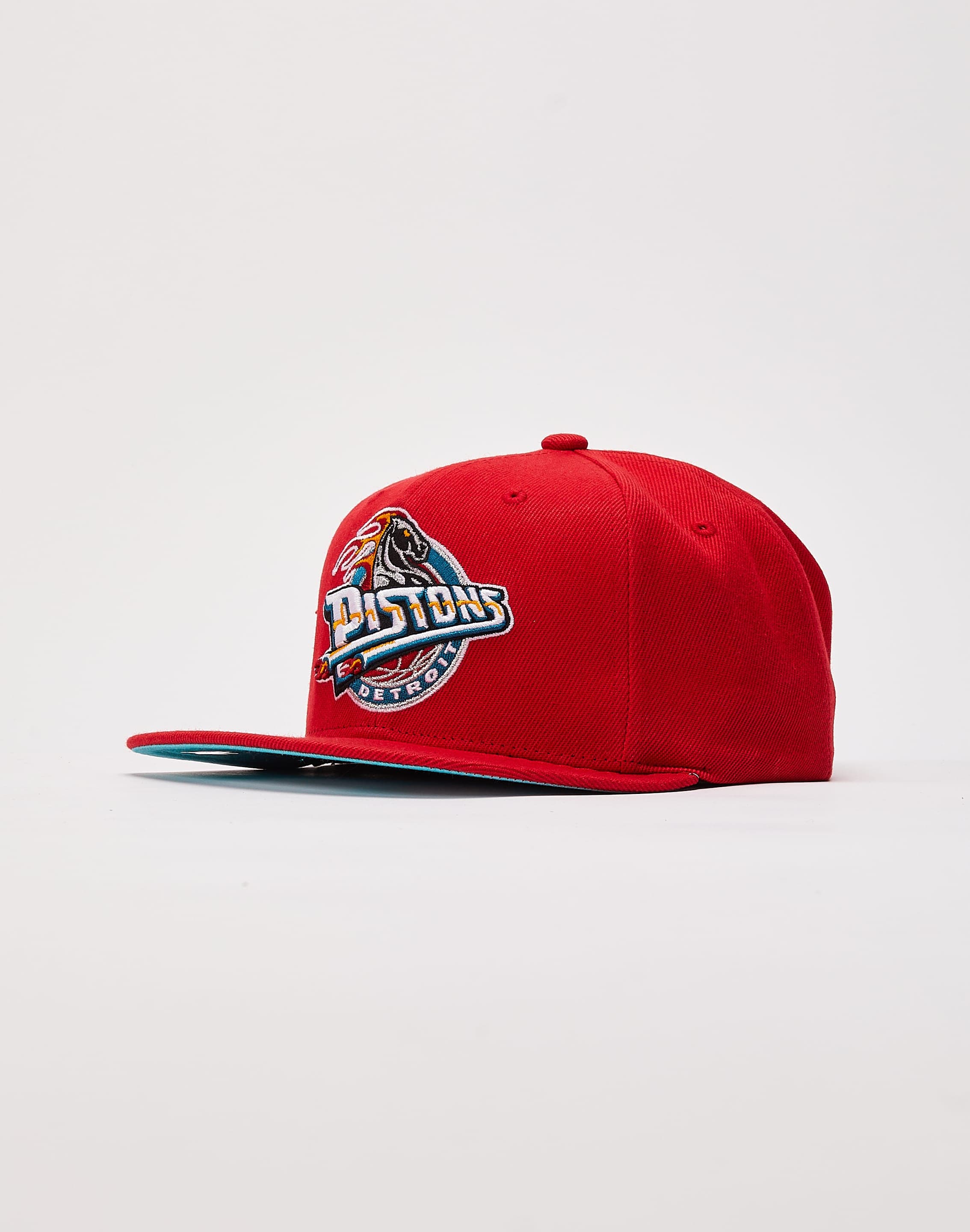 pistons mitchell and ness hat