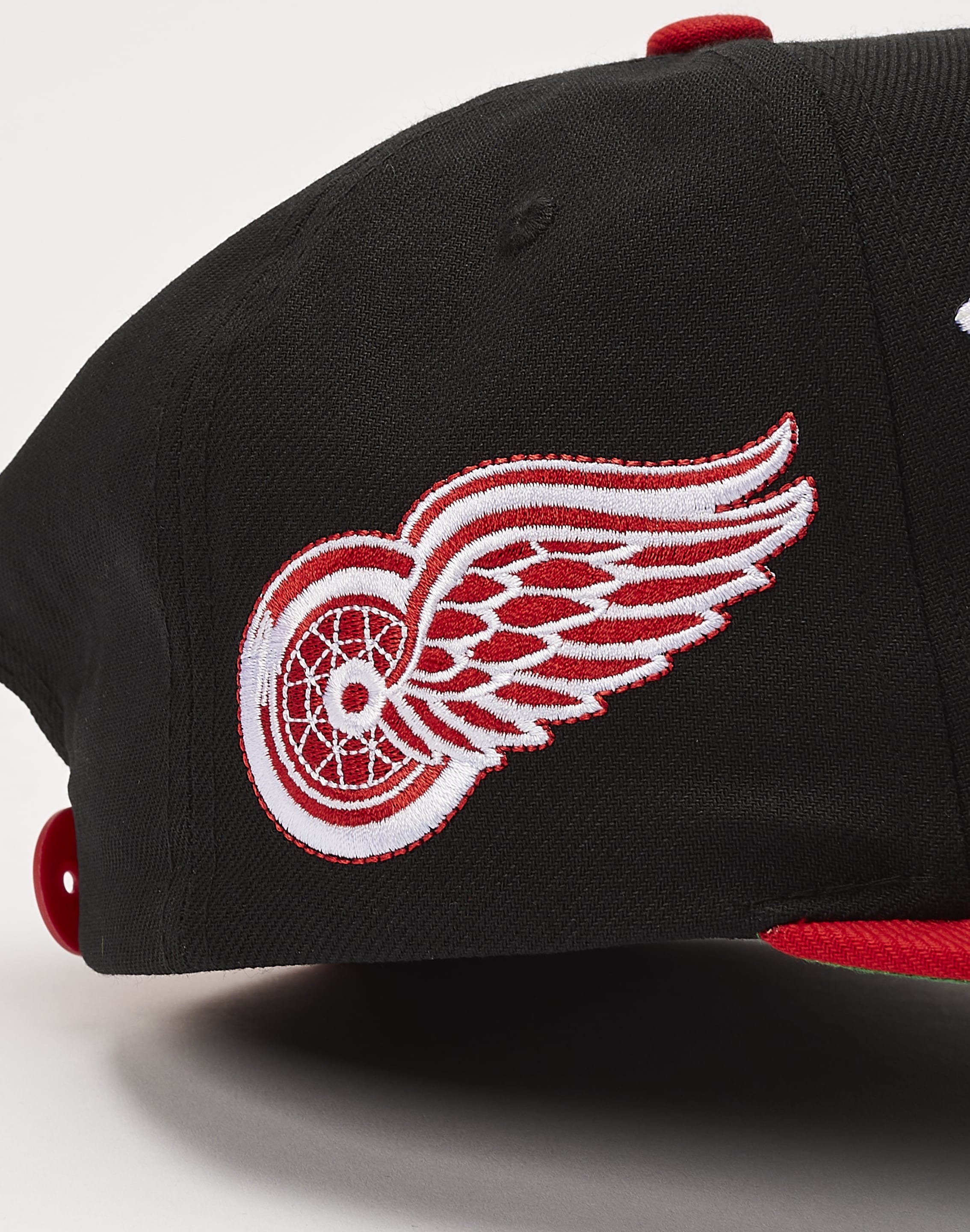 Detroit Red Wings Upside Down Logo Snapback - Mitchell & Ness cap