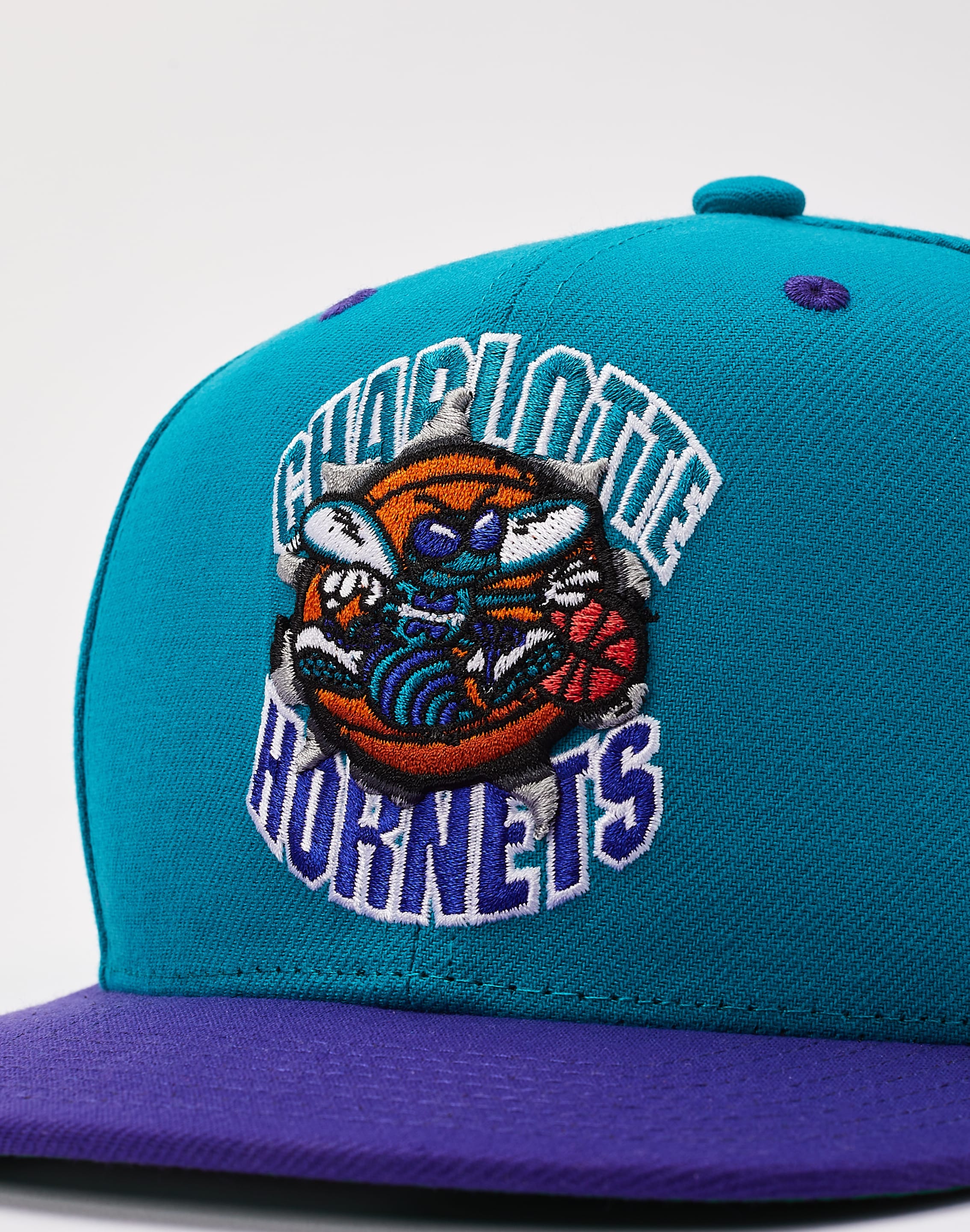 Charlotte Hornets Mitchell & Ness Reload Snapback Hat