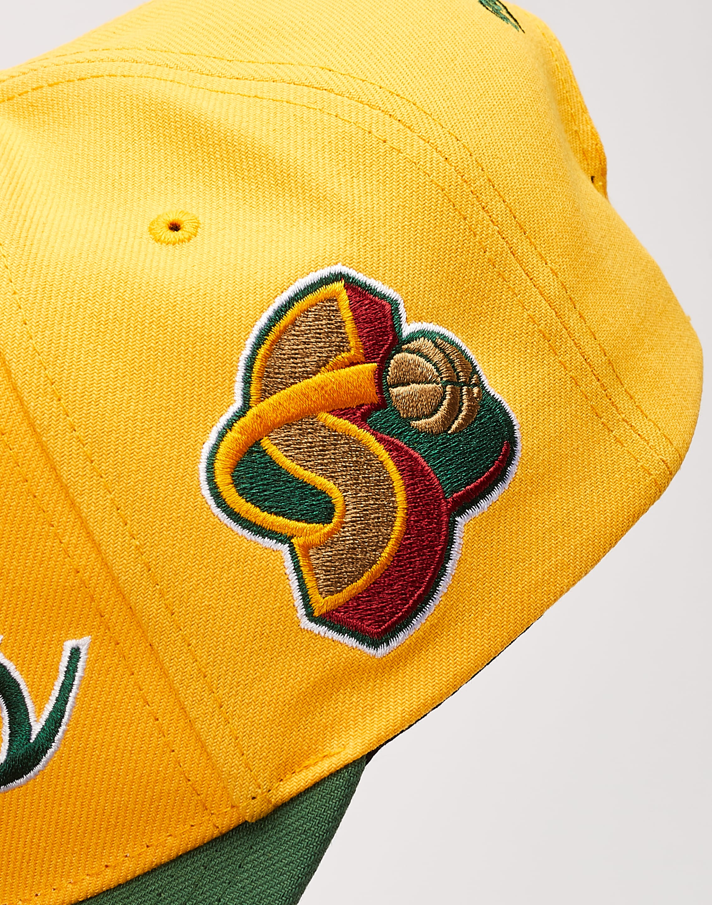 Seattle Sonics Snapback Mitchell & Ness Script Side Patch Green Red Ca –  THE 4TH QUARTER