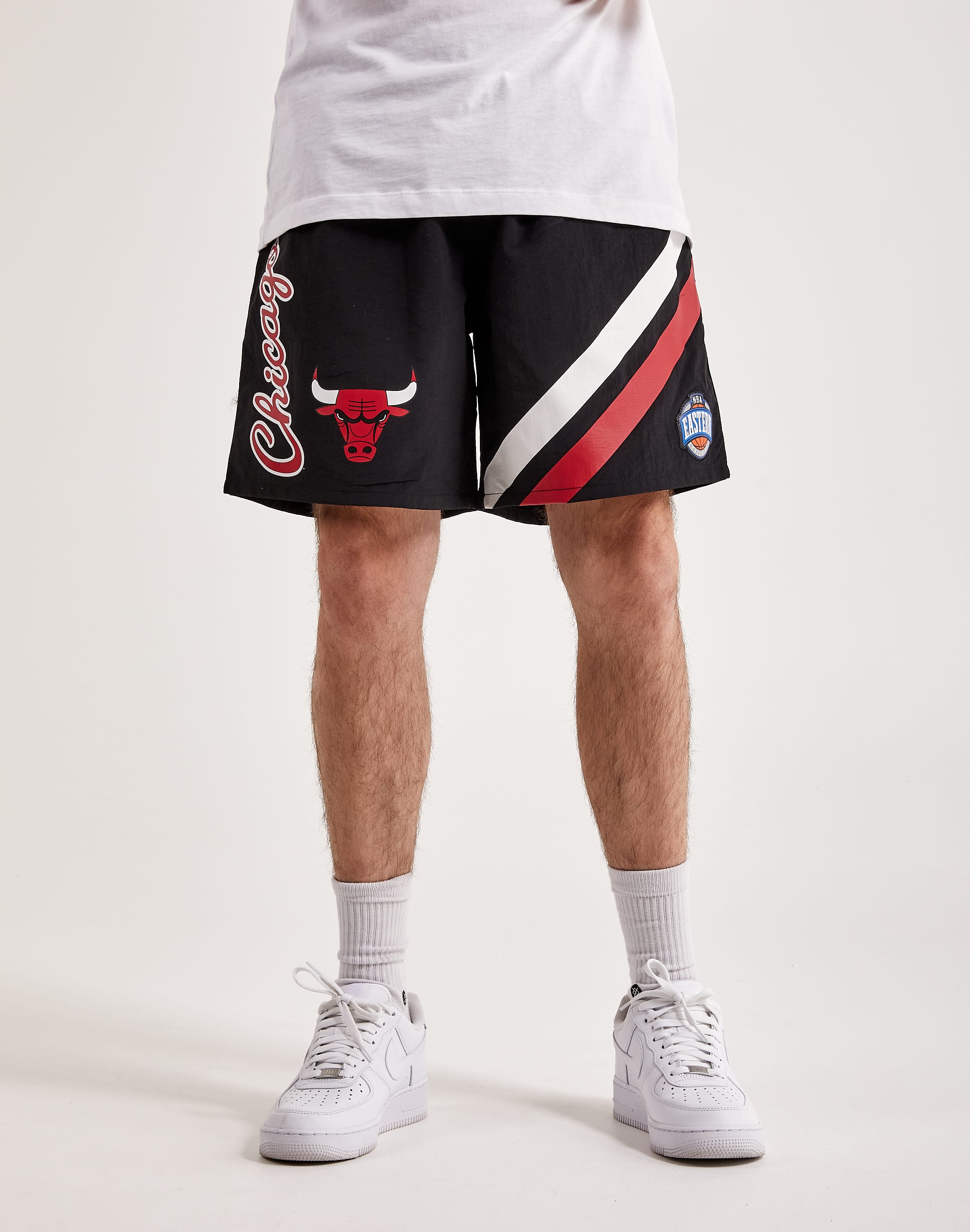 mitchell & ness men's chicago bulls swingman shorts