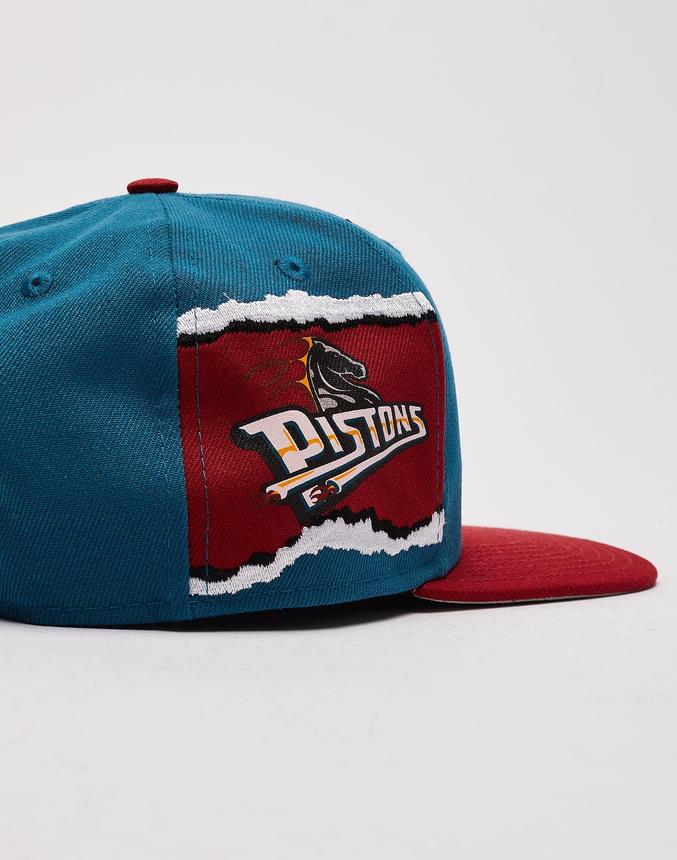 Mitchell & Ness Detroit Pistons Jumbotron Snapback Hat
