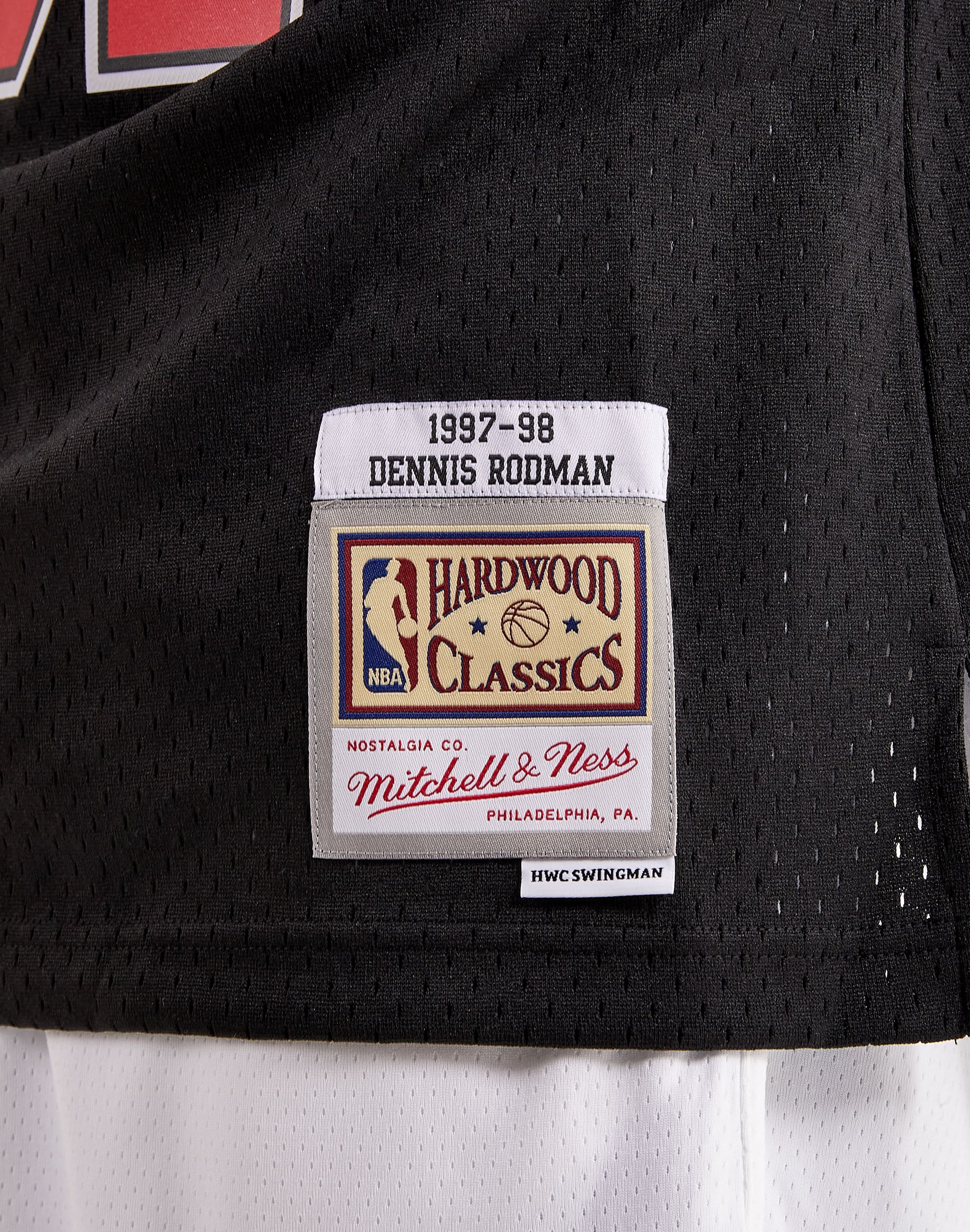  Mitchell & Ness NBA Swingman Alternate Jersey Bulls 97 Dennis  Rodman Black MD : Sports & Outdoors