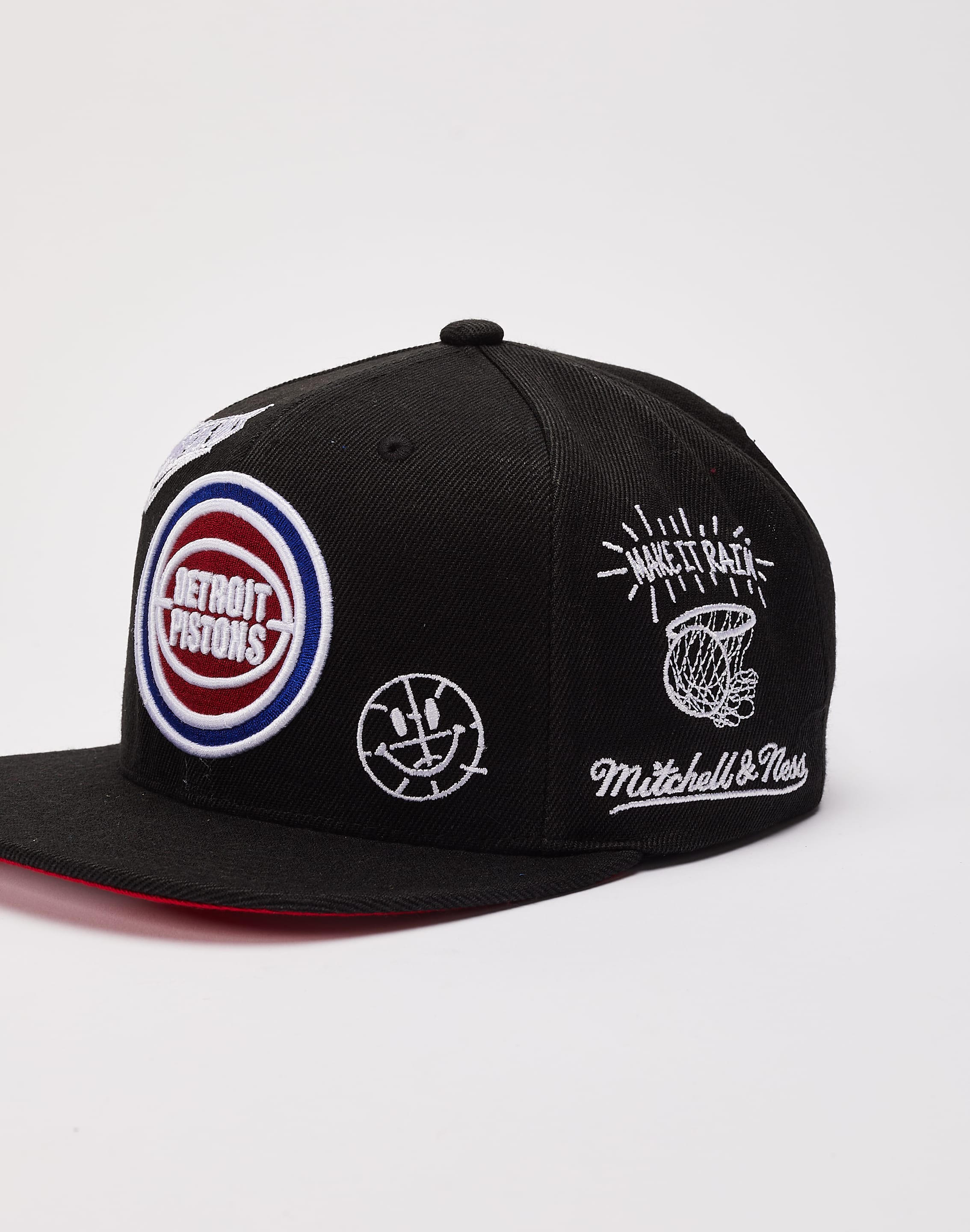 Mitchell Ness Detroit Pistons Playoffs Snapback – DTLR