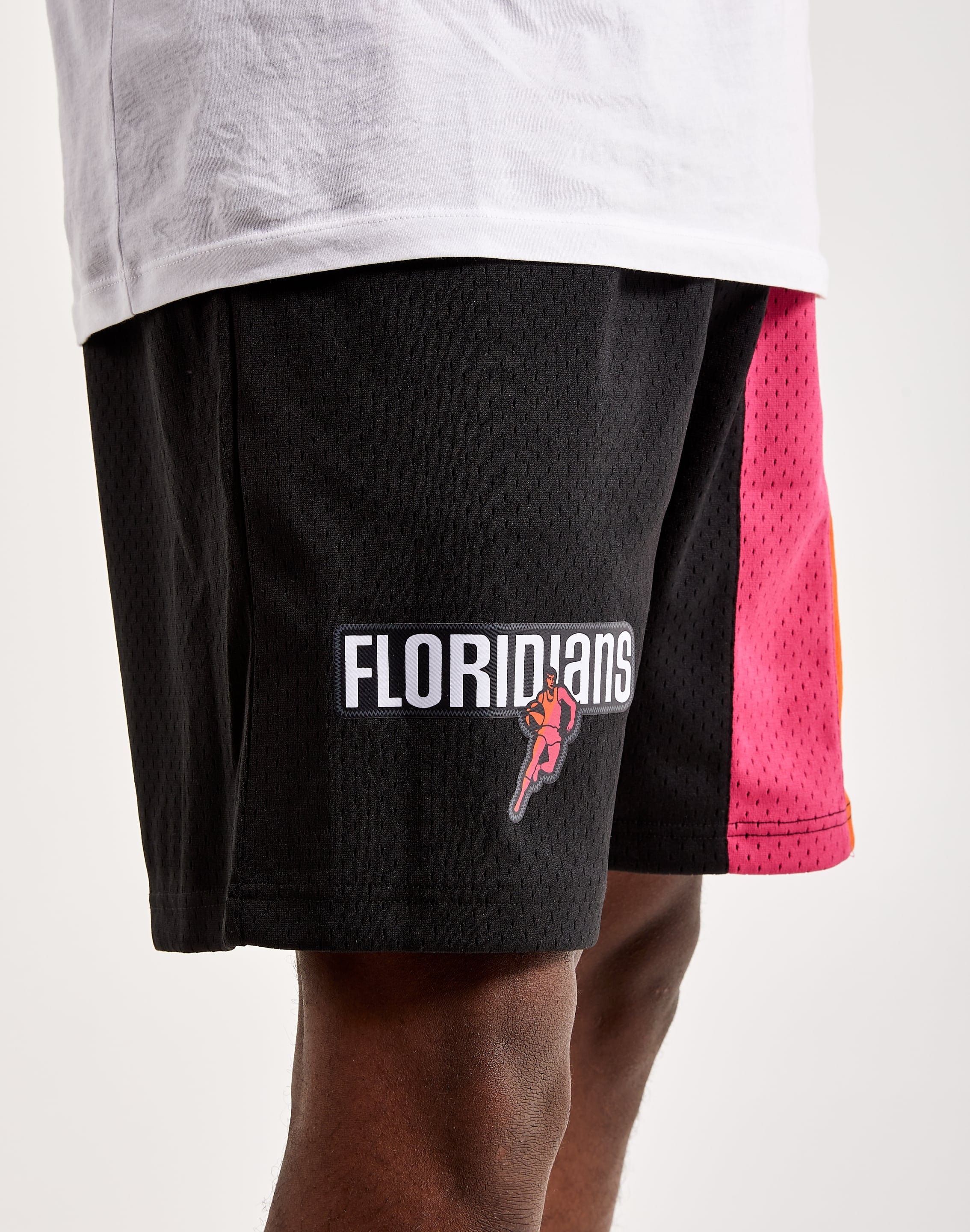 Photo of Mitchell & Ness Swingman Shorts Miami Heat 2005-06