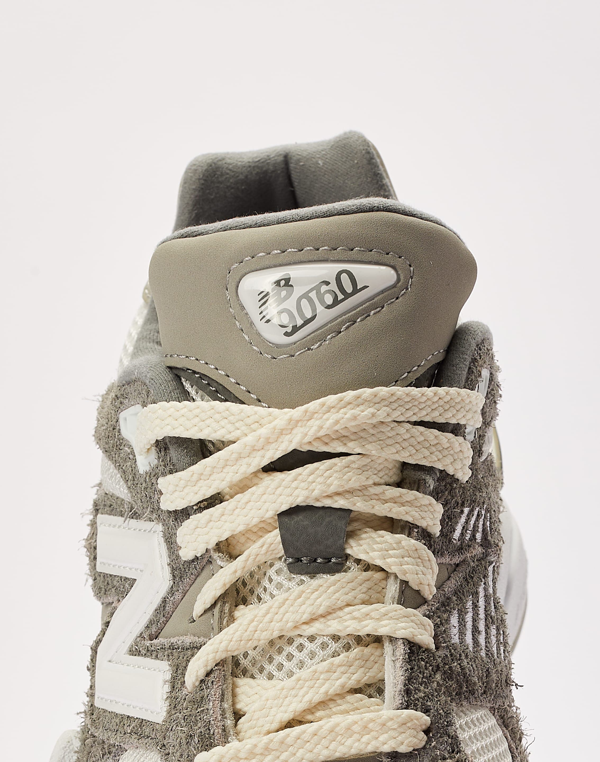 New Balance 9060 GradeSchool DTLR