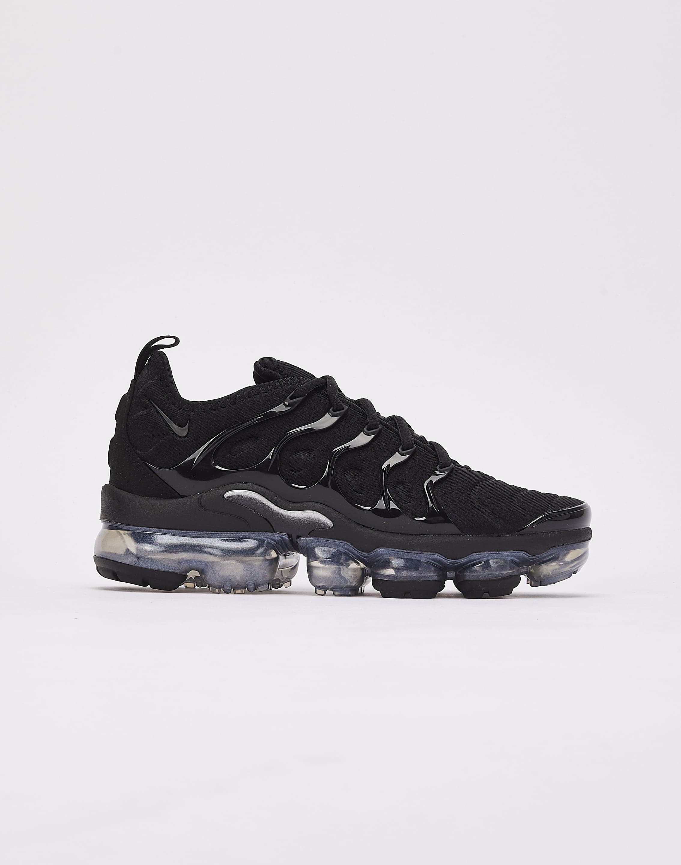 Womens nike air vapormax plus black Clearance