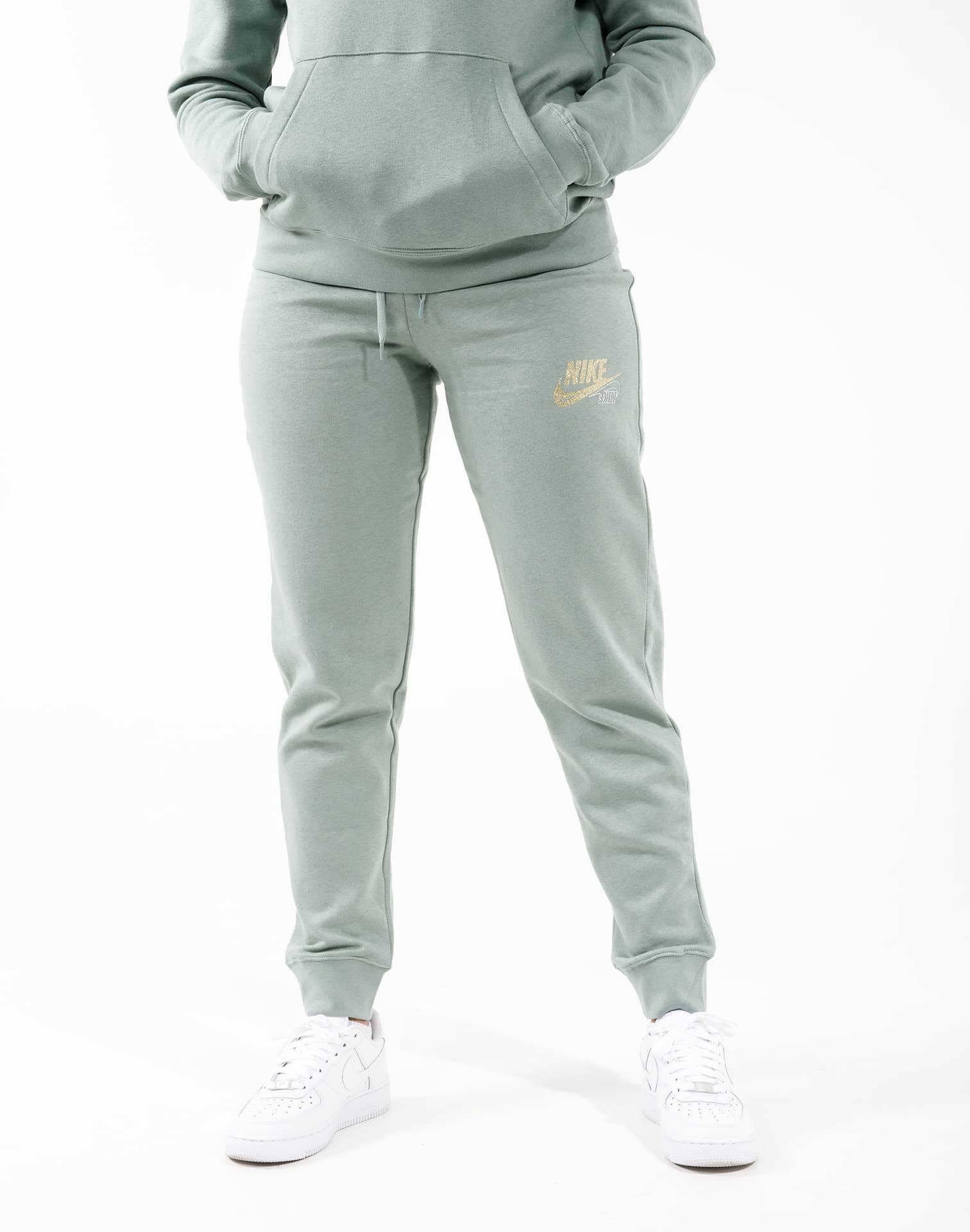 Nike Nsw Club Fleece Tight Fit Glitter Pants – DTLR