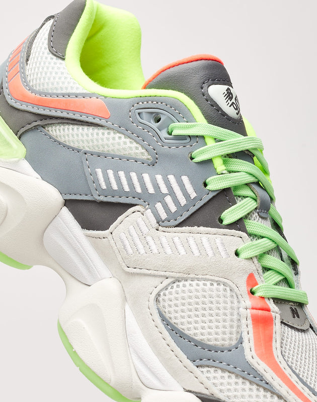 New Balance 9060 ‘Glow' GradeSchool DTLR