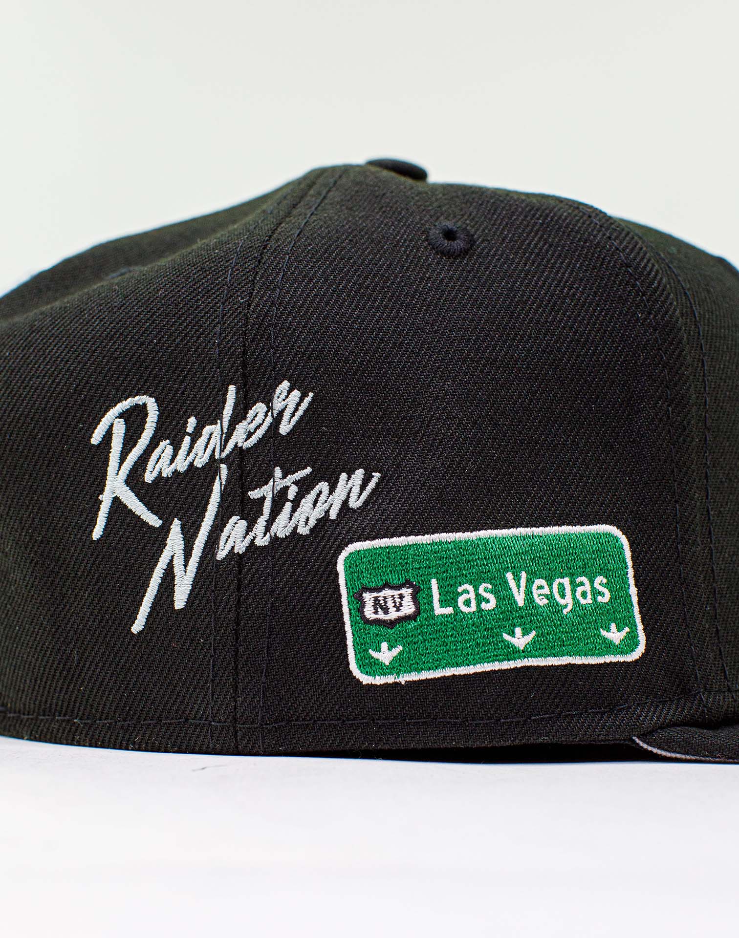 Las Vegas Raiders City Transit Knit Beanie (Black) – West Wear