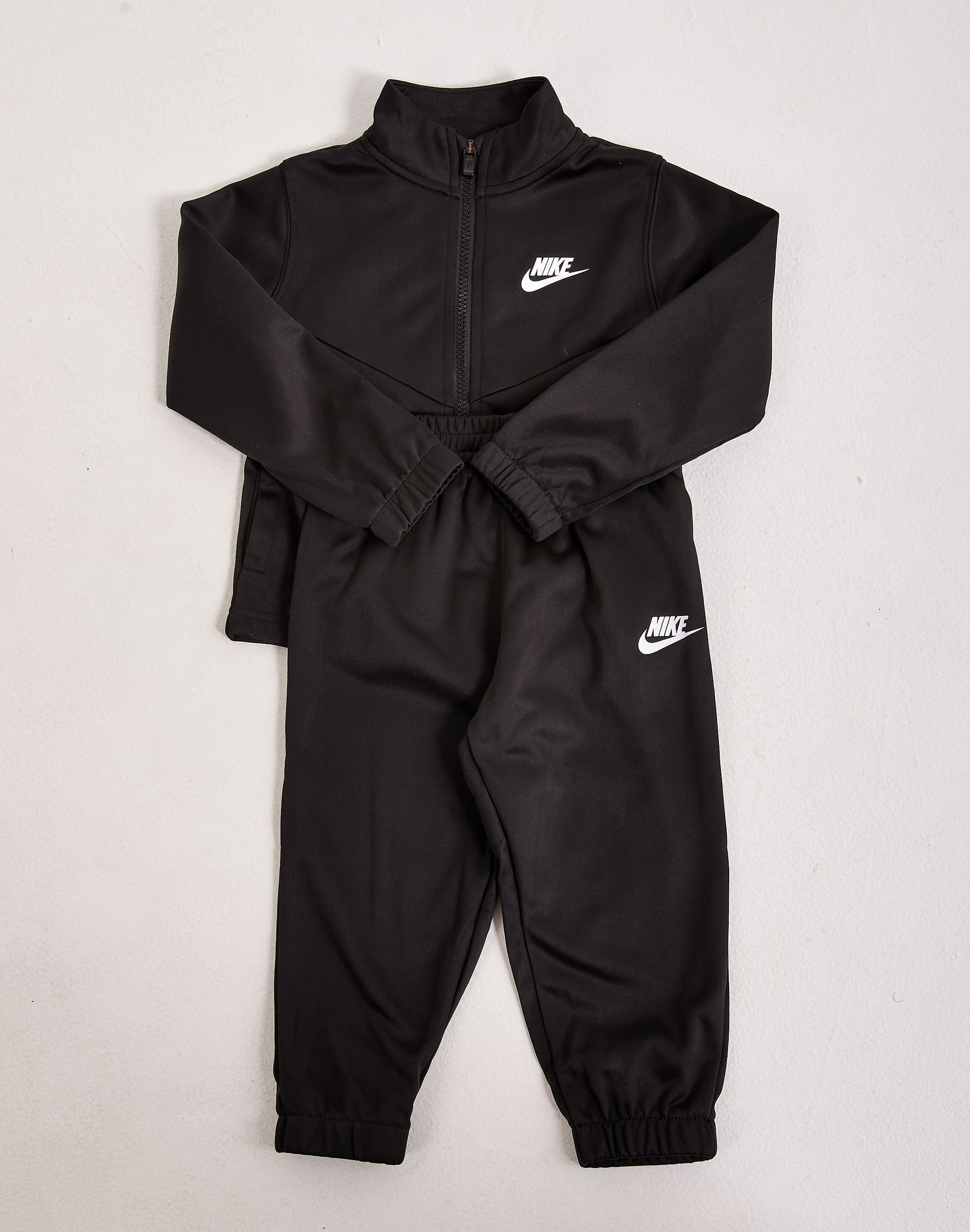Buy Black Track Pants for Boys by Nike Online | Ajio.com