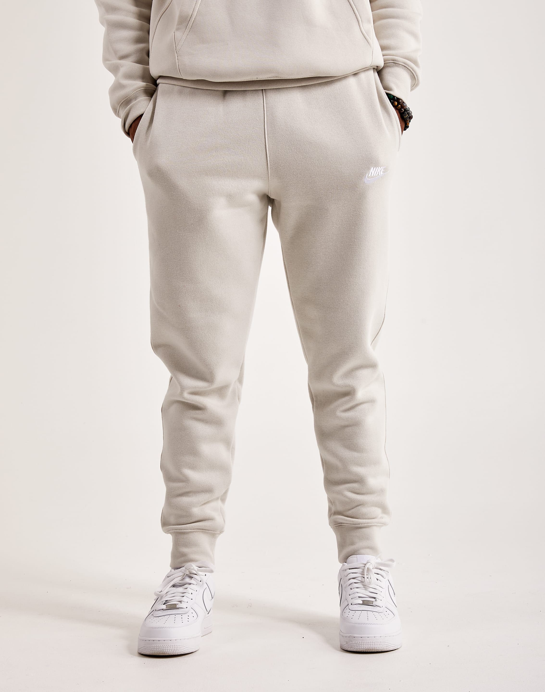 Nike Joggers Nike Sweatpants Beige Nike Tech Fleece Slim-Fit