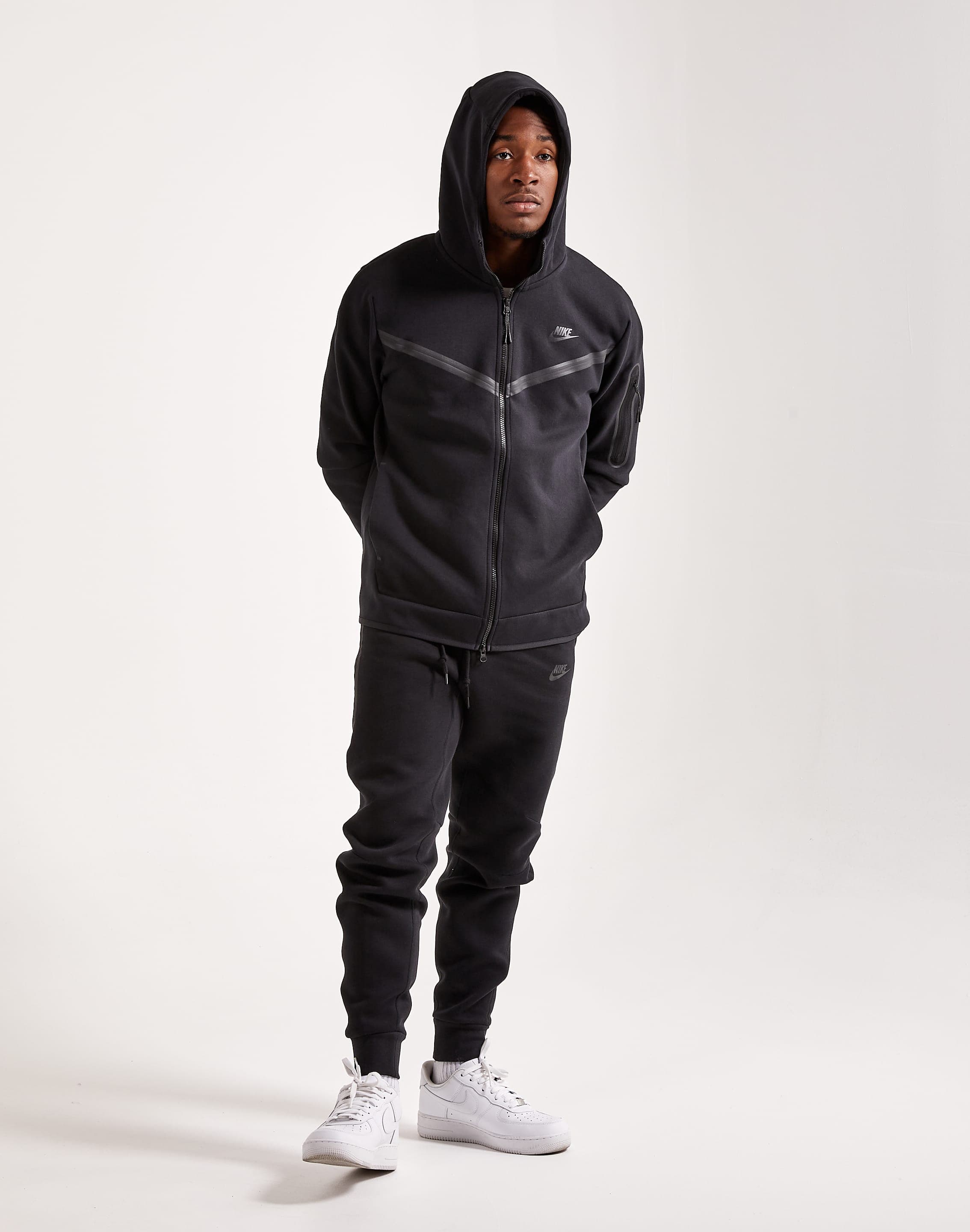 Nike TECH FLEECE FULL ZIP HOODIES Noir - Vêtements Vestes de