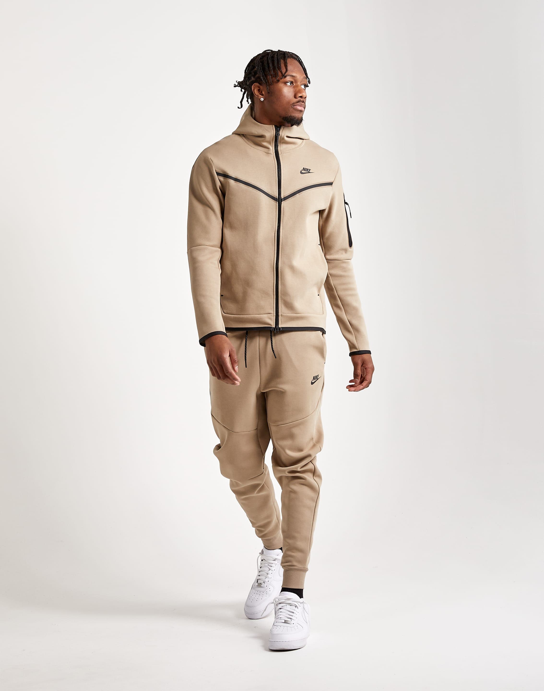 Nike Tech Fleece Full-Zip Hoodie – DTLR