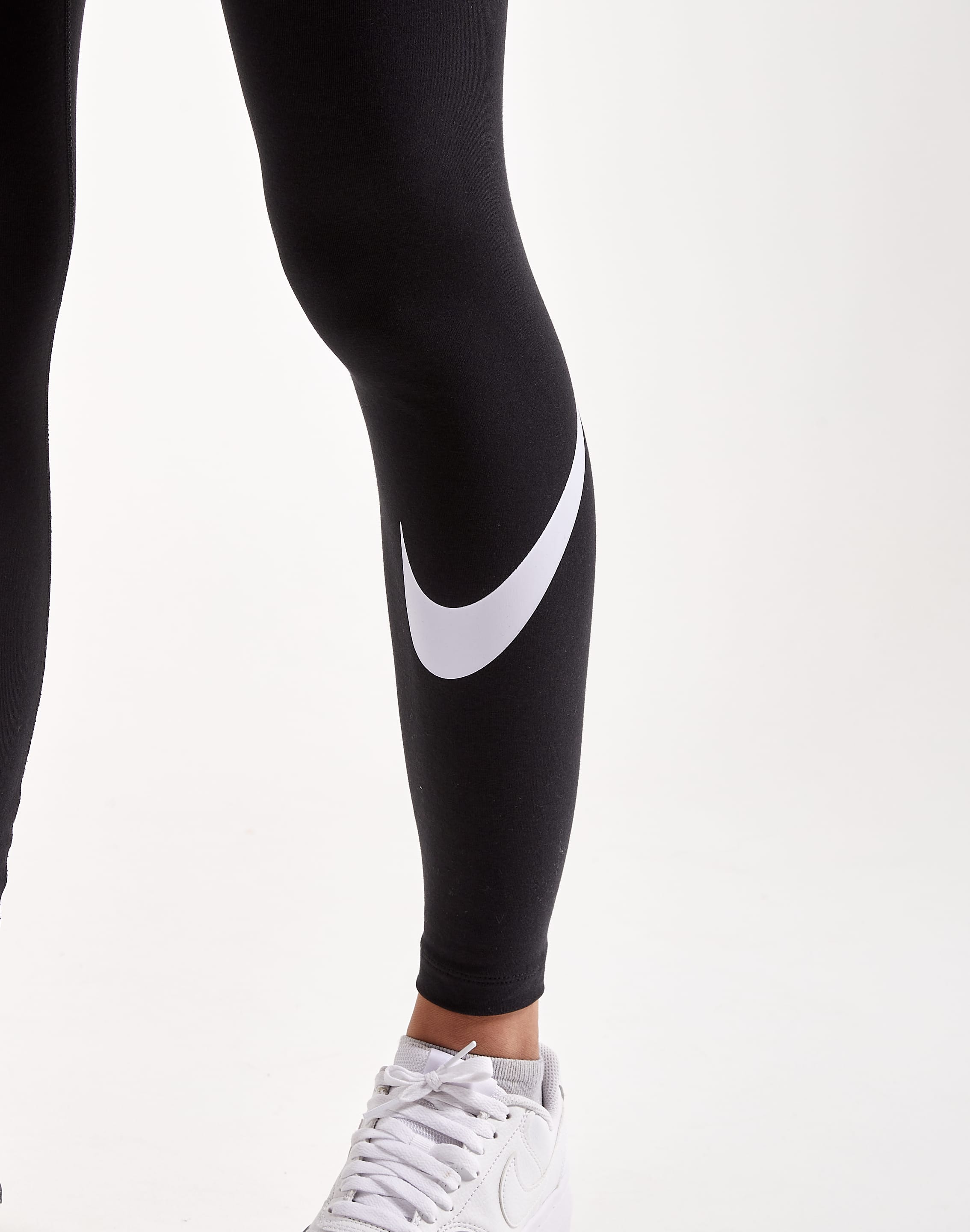 Nike Nsw Essential Mid-Rise Swoosh Leggings – DTLR