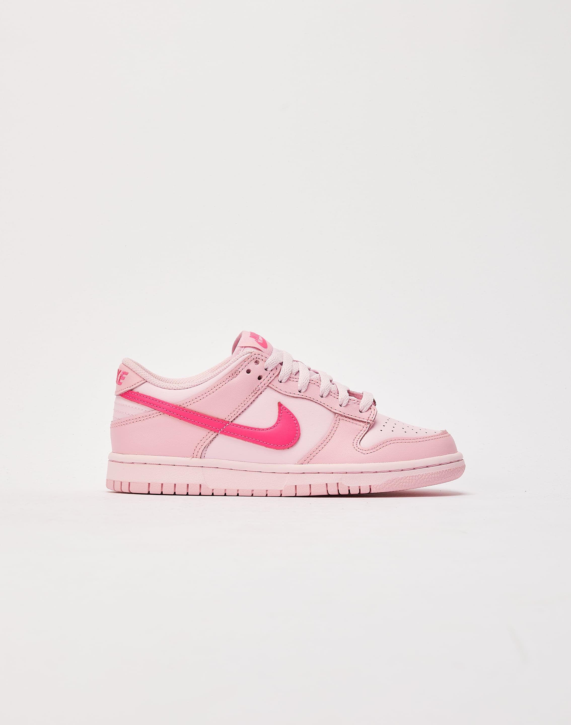 Pin Dunks Nike Dunk Low 'Triple Pink' Grade-School – DTLR