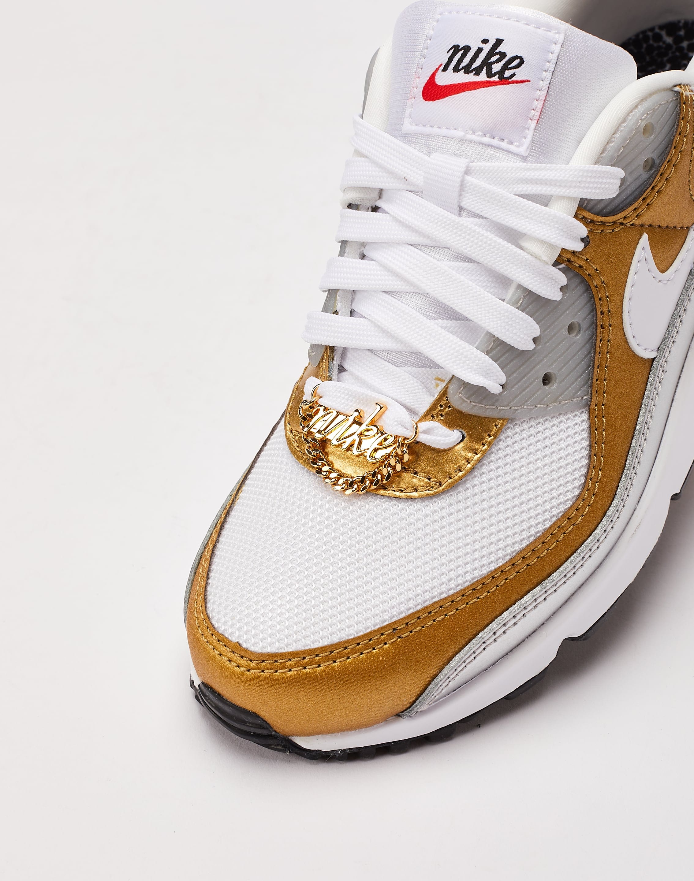 dtlr.com is where to buy