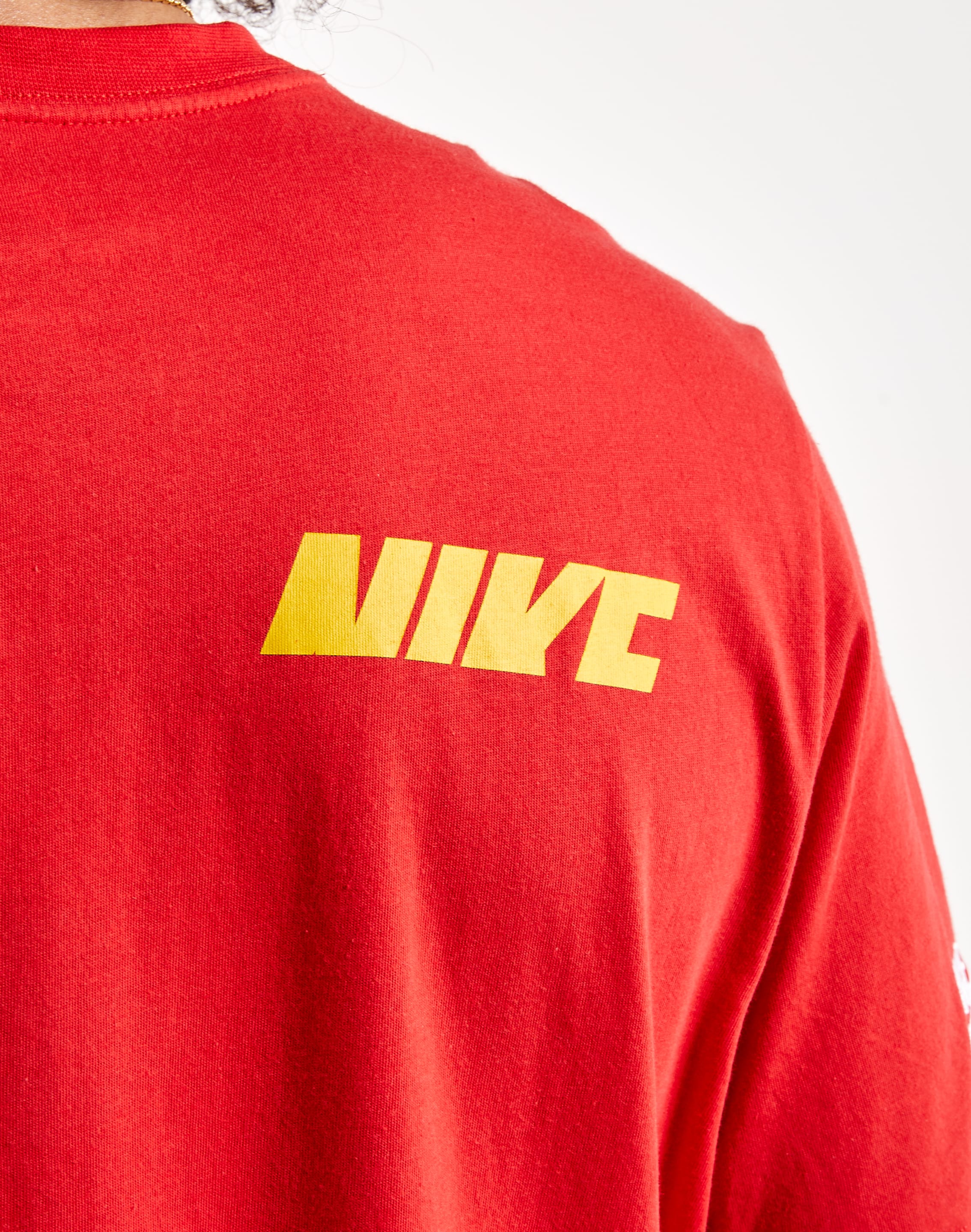 Nike Nsw Sport Essentials+ Tee – DTLR