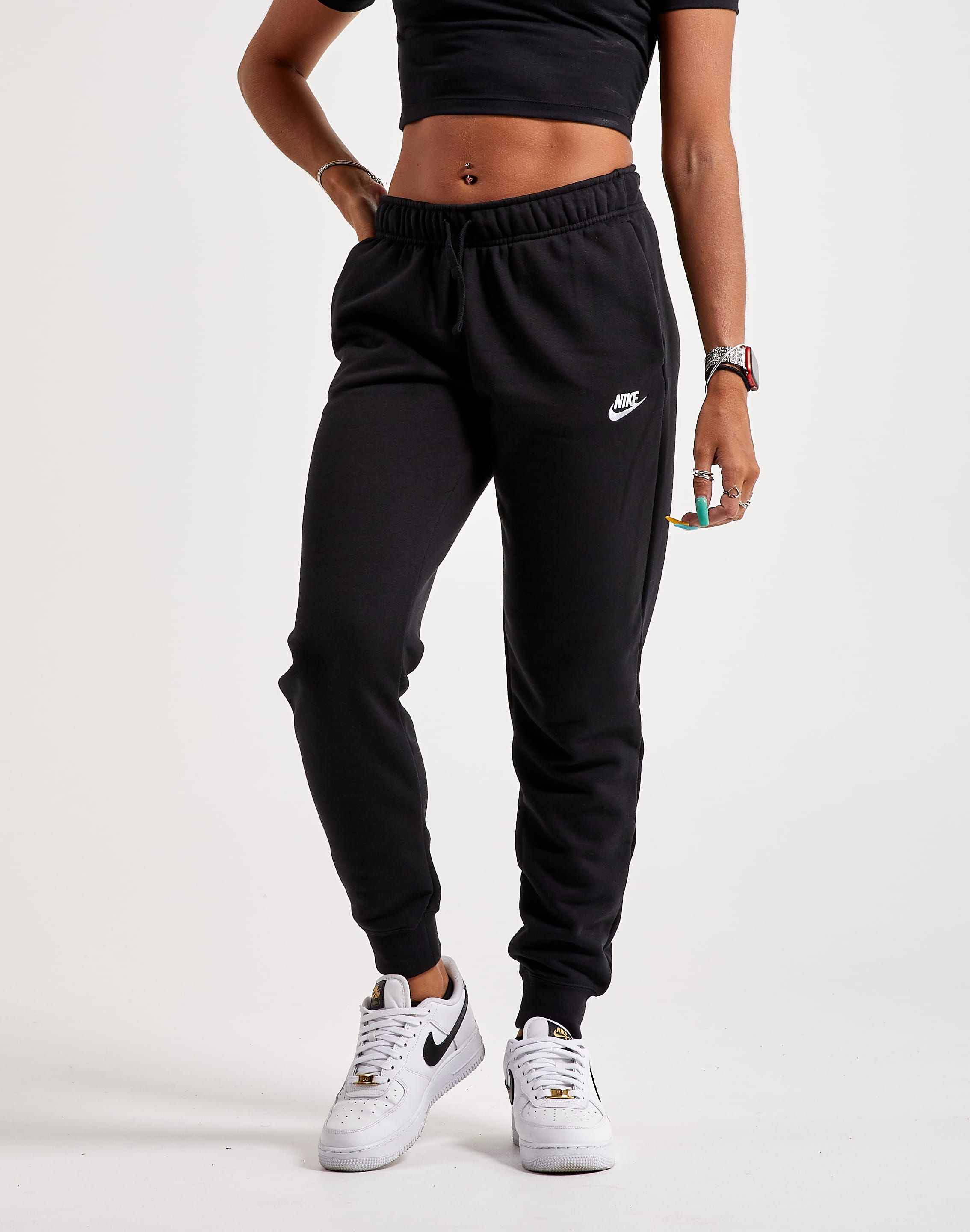 Nike Club Fleece Mid-Rise Pants – DTLR1