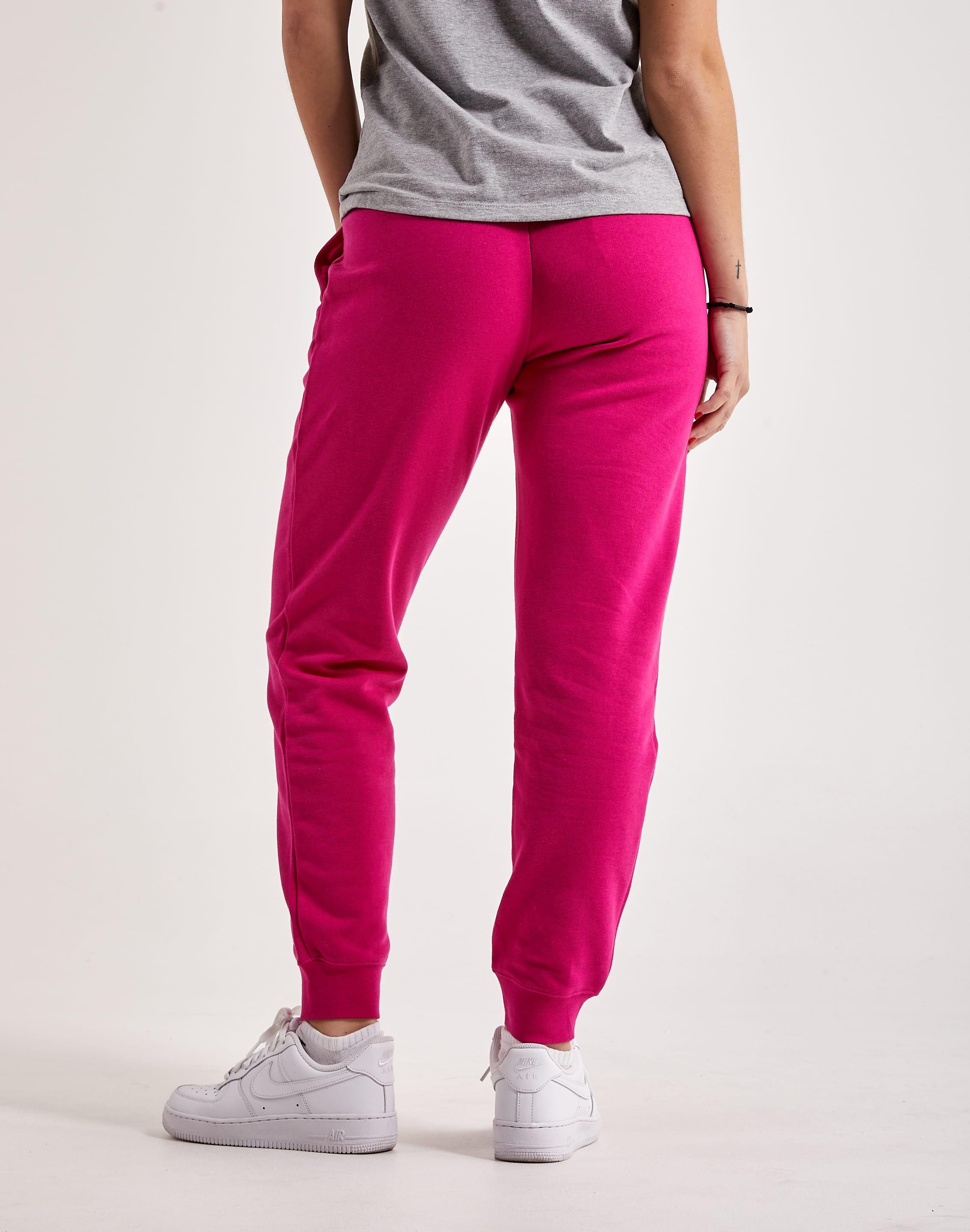 Women's Nike Sportswear Tape Logo Jogger Pants | Bottom clothes, Nike  sportswear women, Nike women