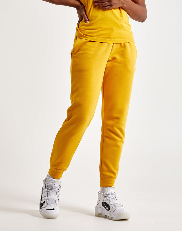 Nike Club Fleece Mid-Rise Pants â DTLR