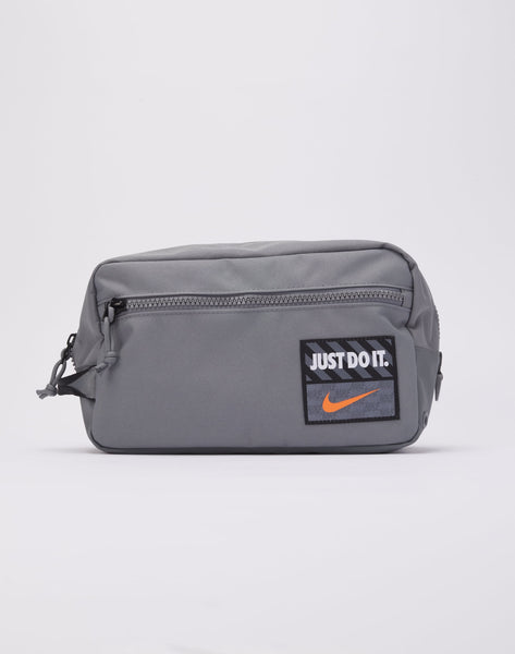 shoe tote nike
