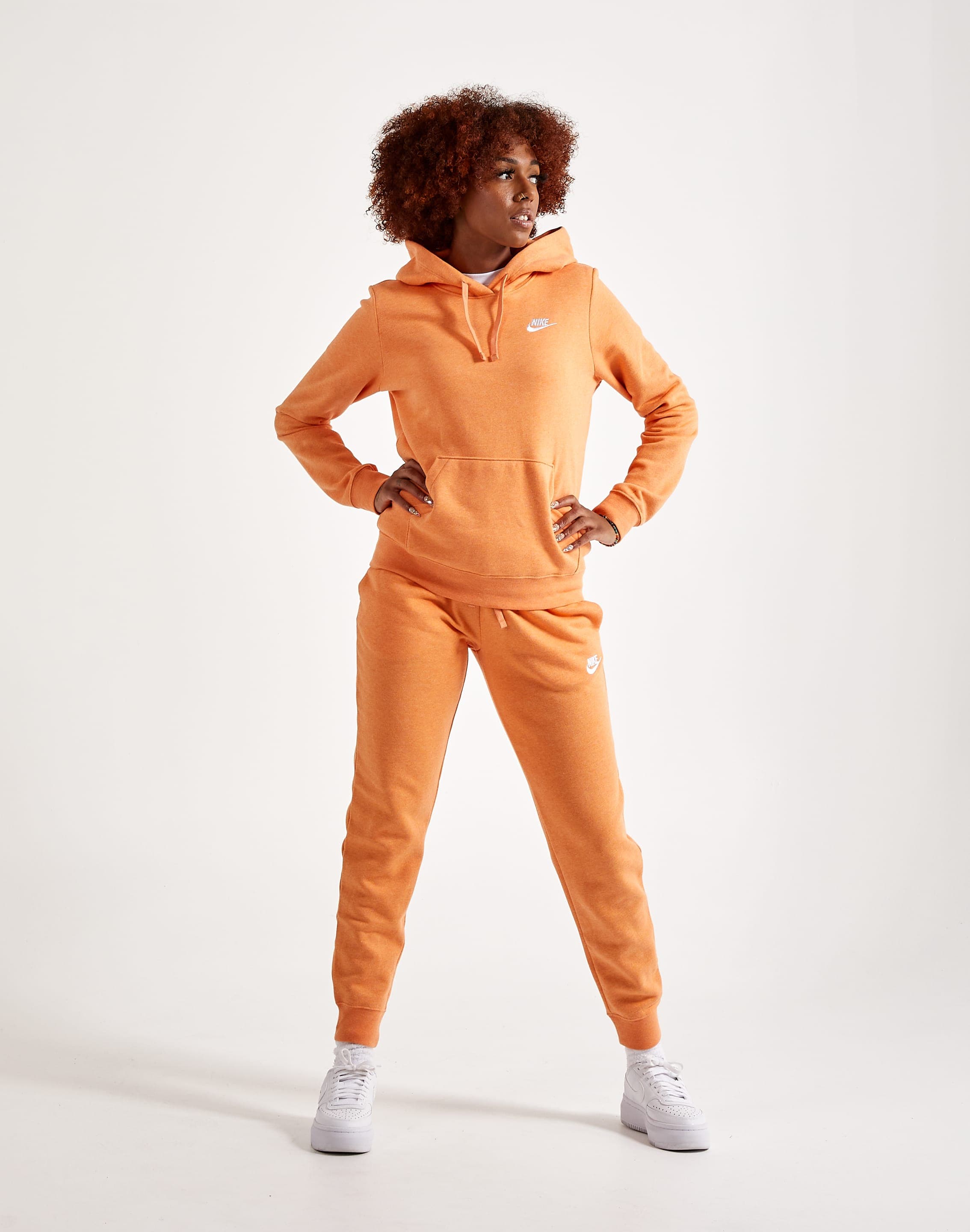 Nike - Rally Burnt - Pantalon de jogging à logo - Orange