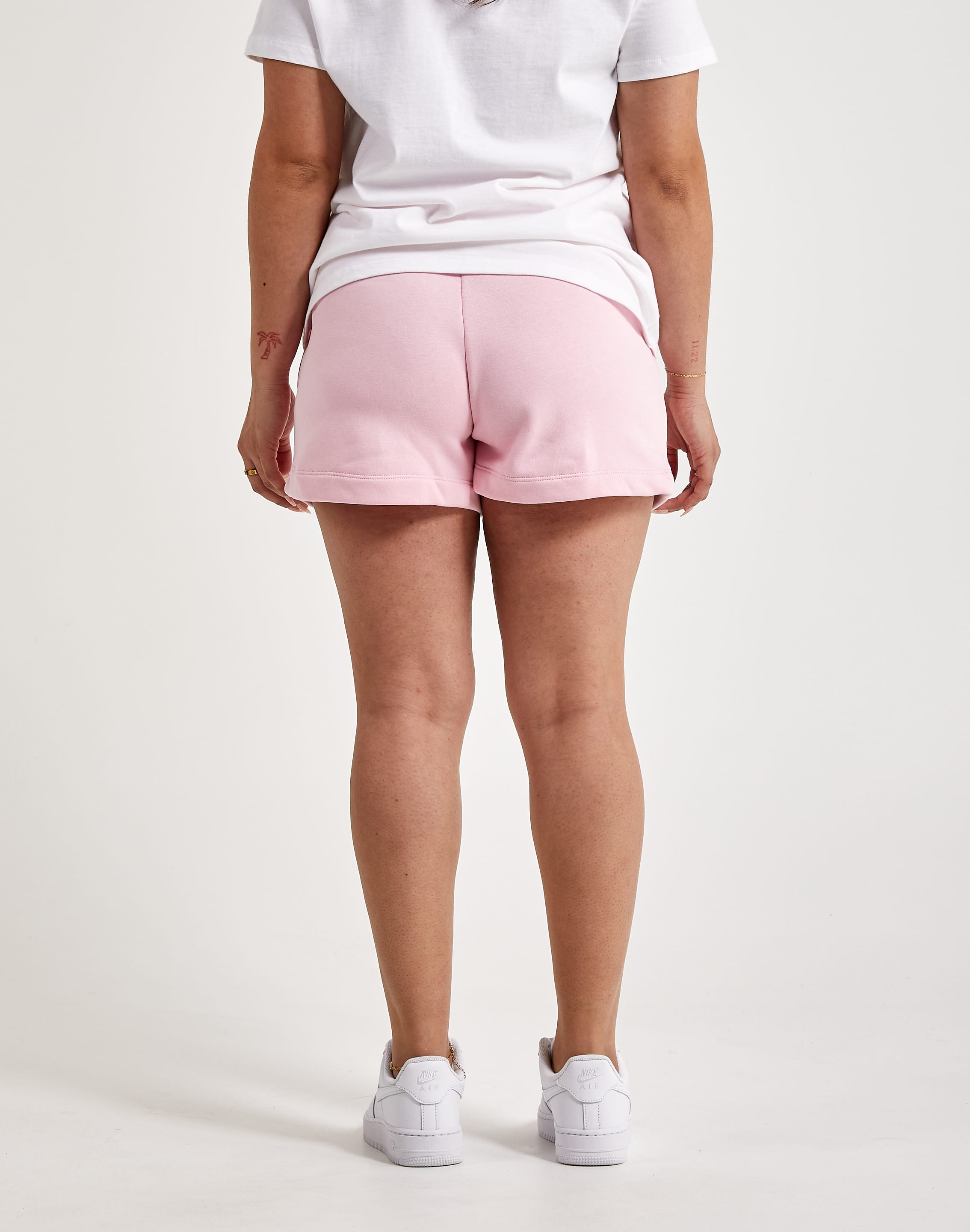 Fleece Mid Rise Short Nike Club Fleece Mid-Rise Shorts – DTLR
