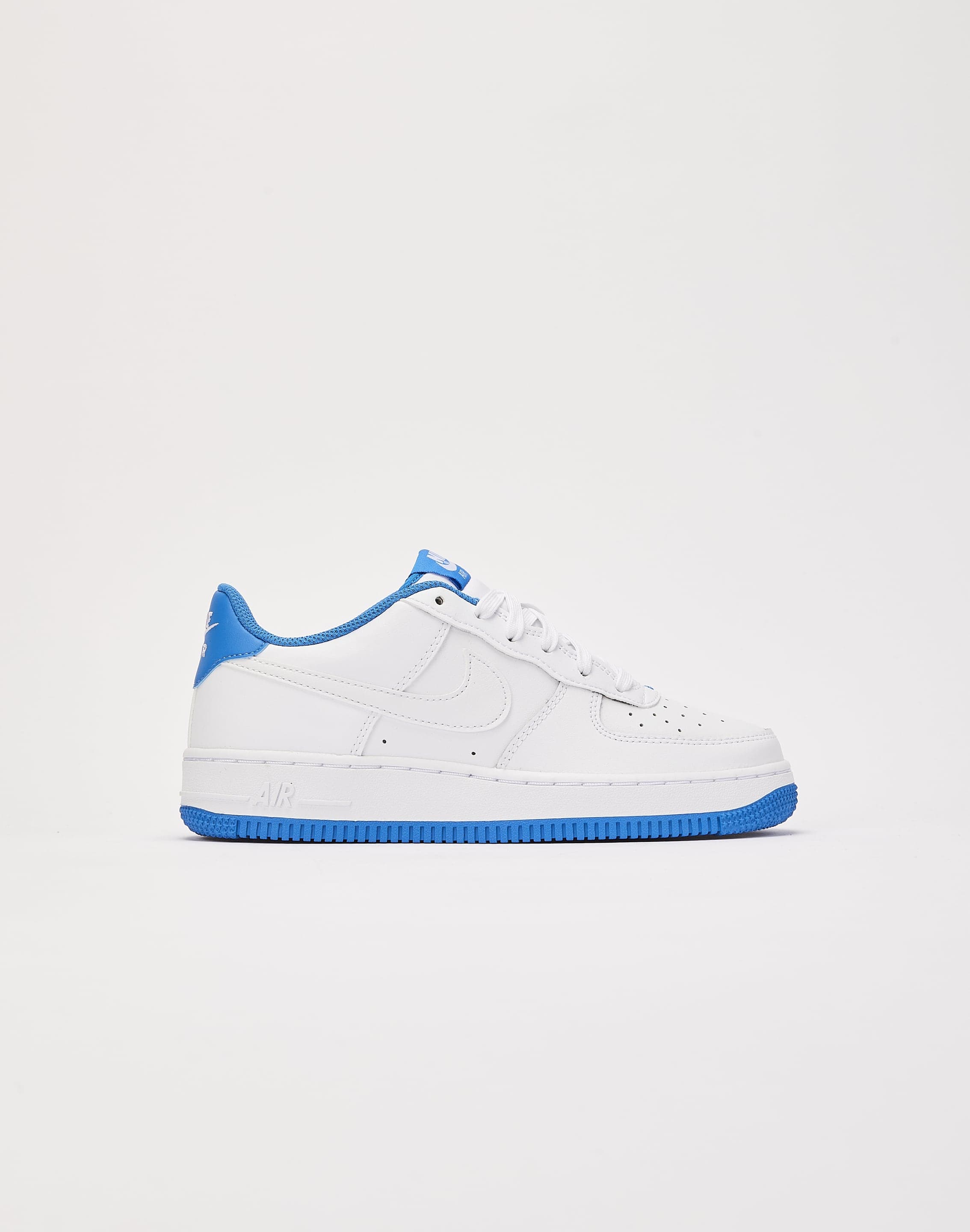Nike Air Force Essential Grade-School – DTLR1