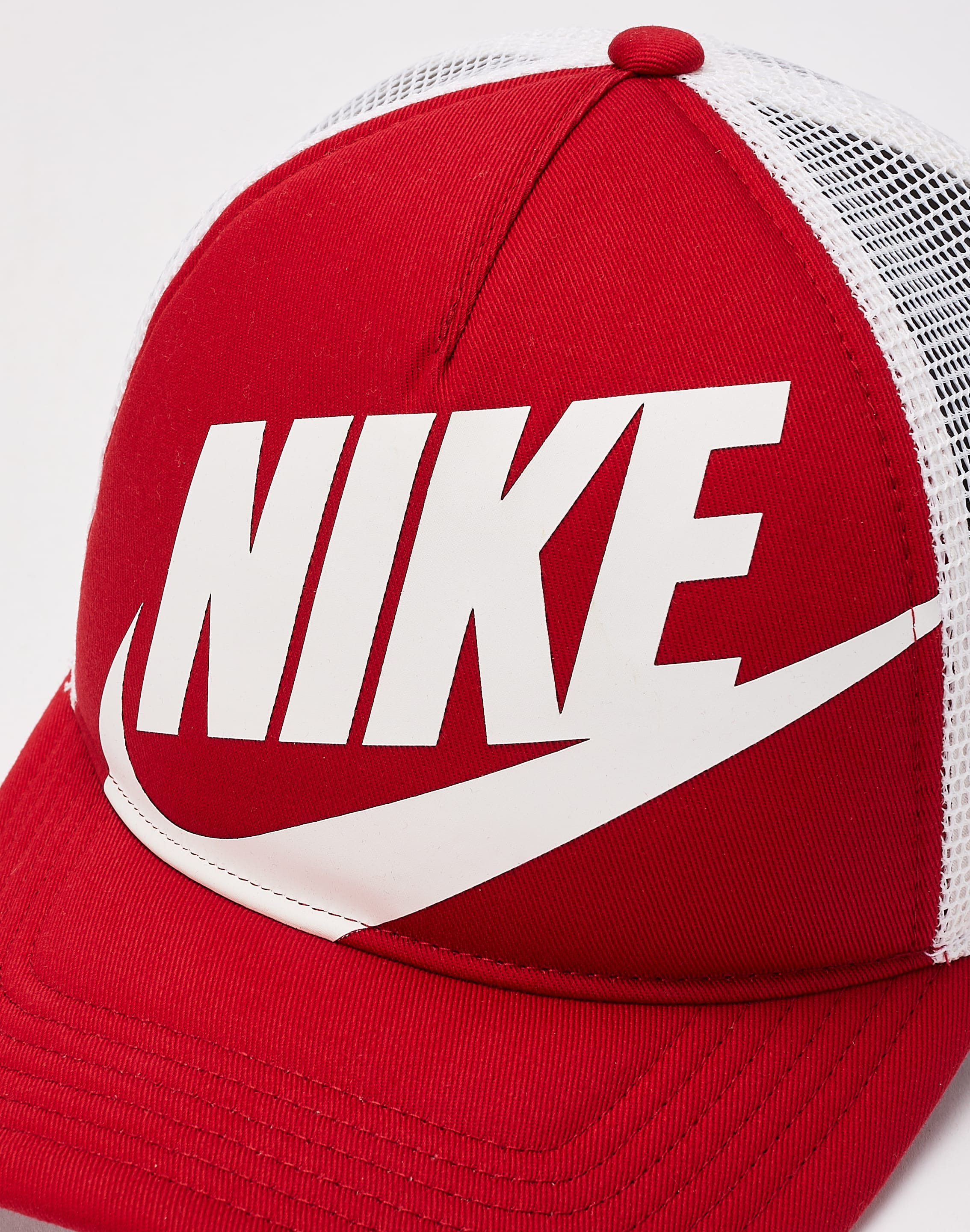 Nike Rise Trucker Hat – DTLR
