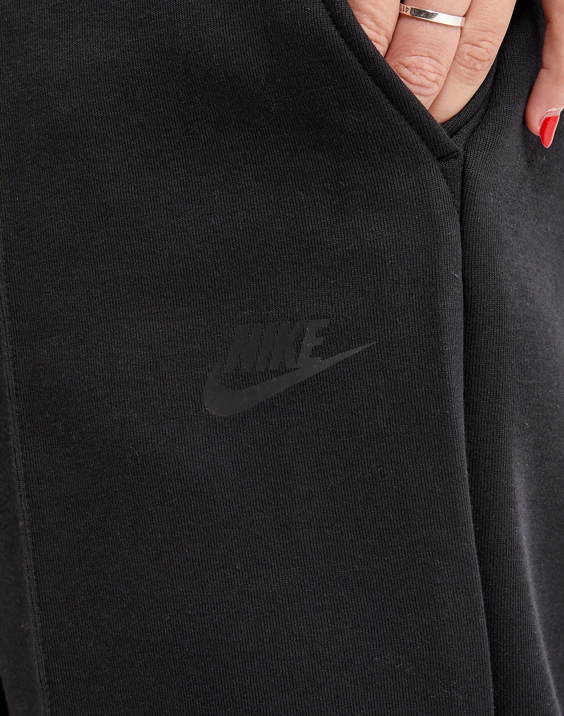 Nike Tech Fleece Mid-Rise Joggers – DTLR