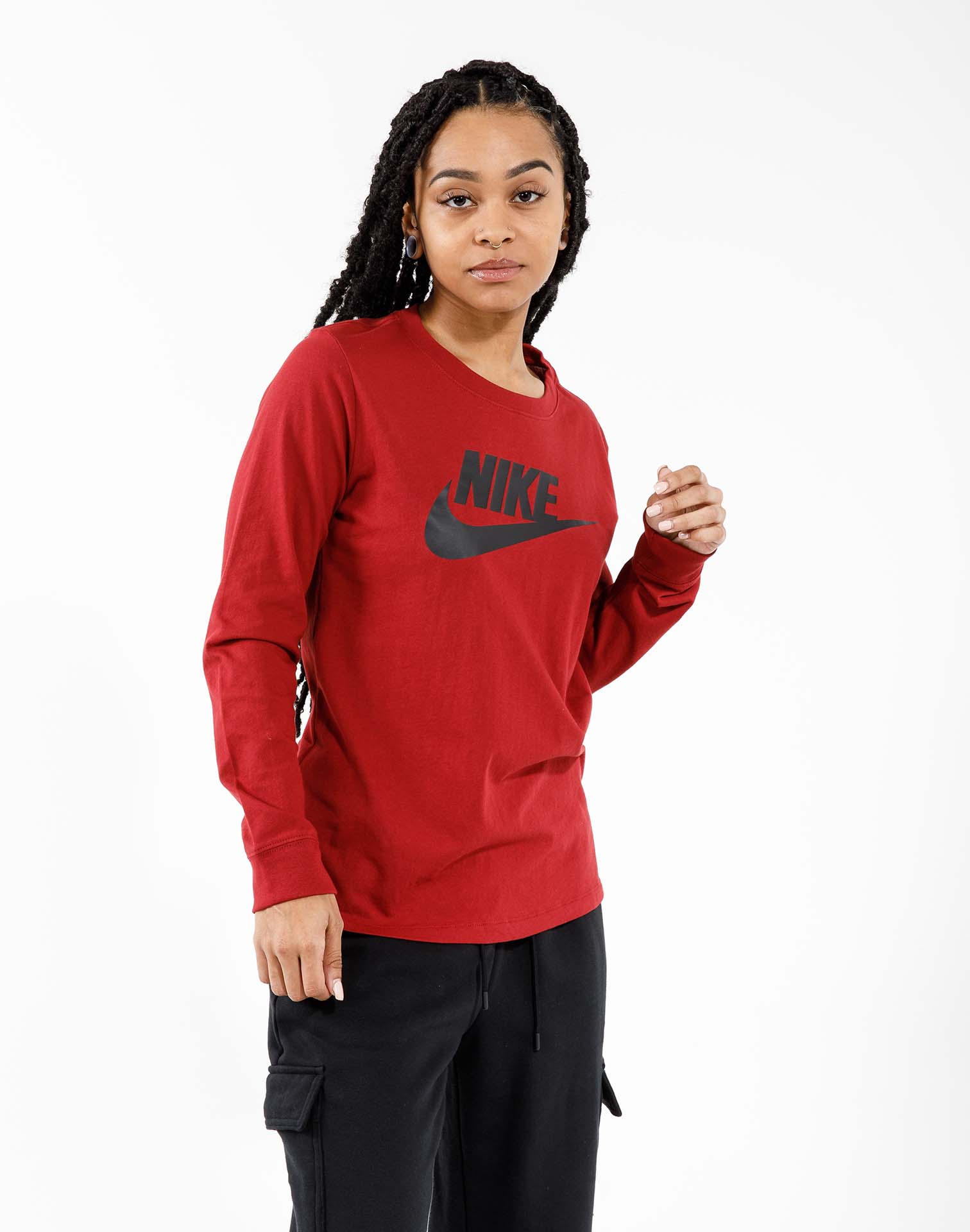 Photo of Nike Nsw Essential Futura Long-Sleeve Tee