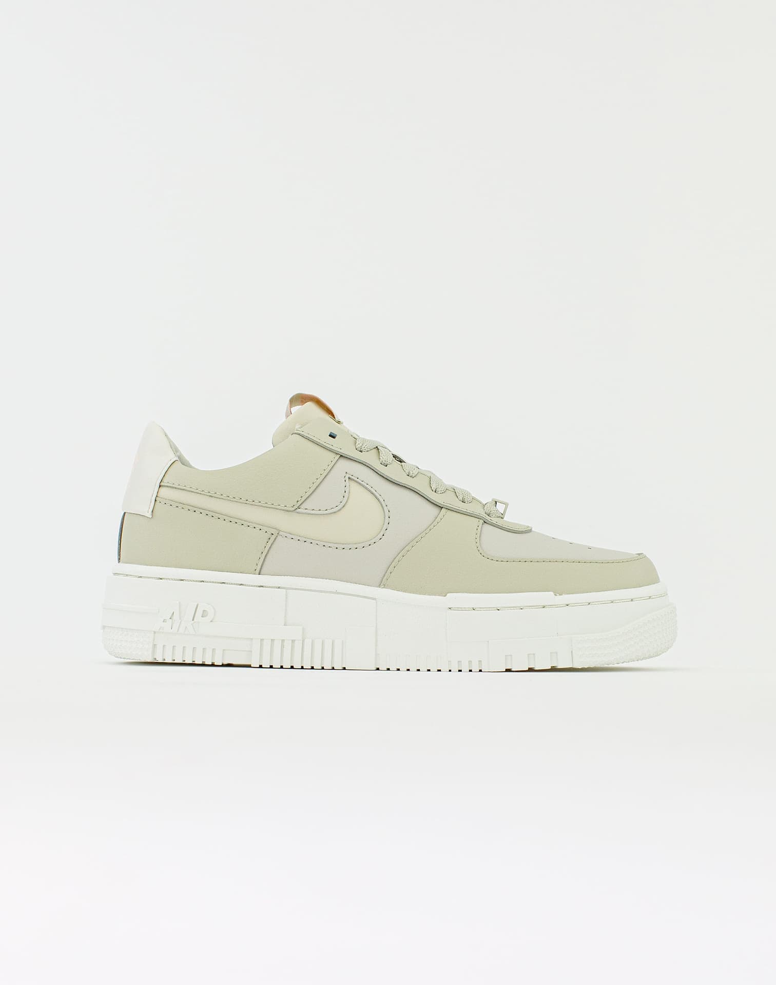 Nike Wmns Air Force 1 Pixel â DTLR
