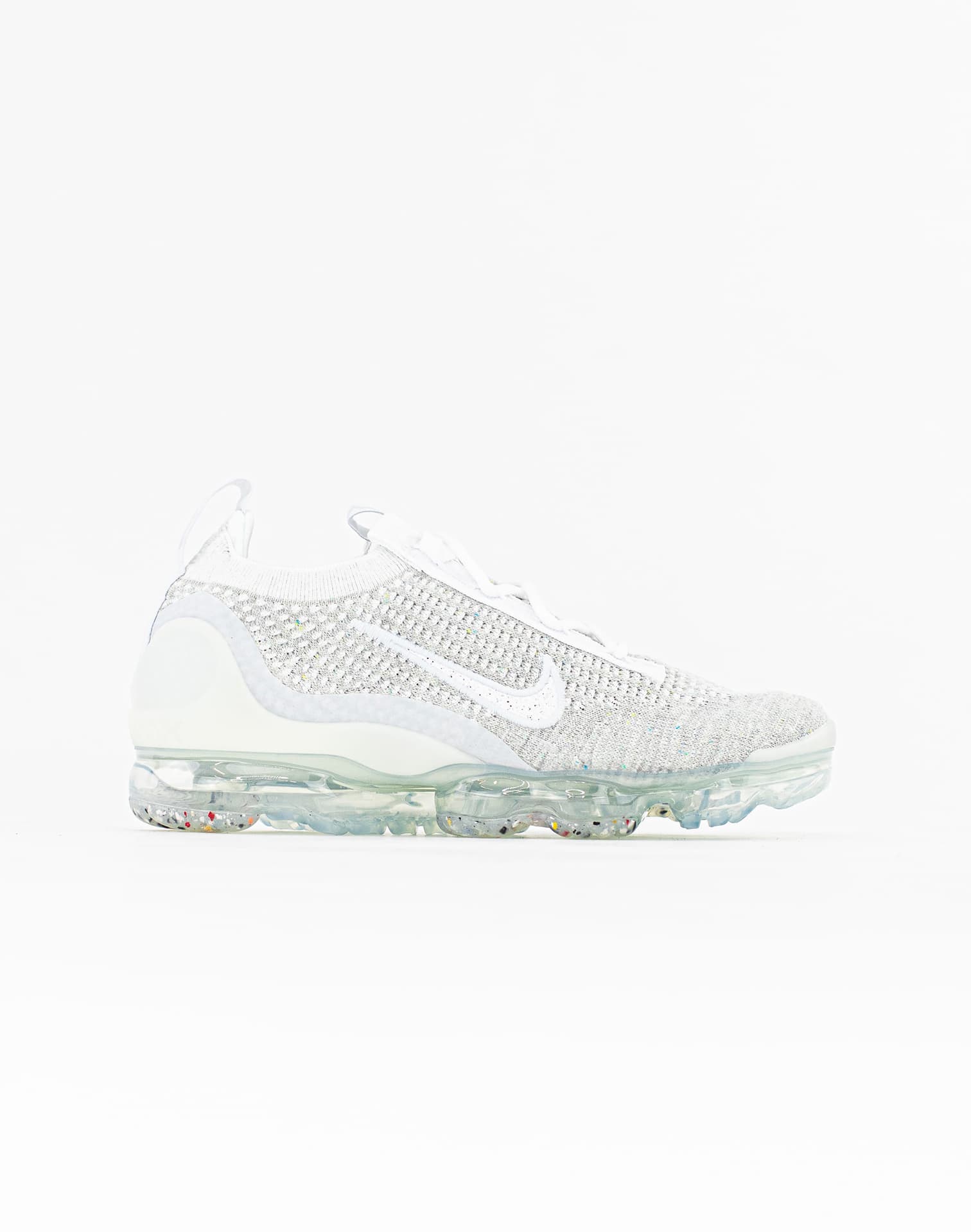 Photo of Nike Wmns Air Vapormax 2021 Fk