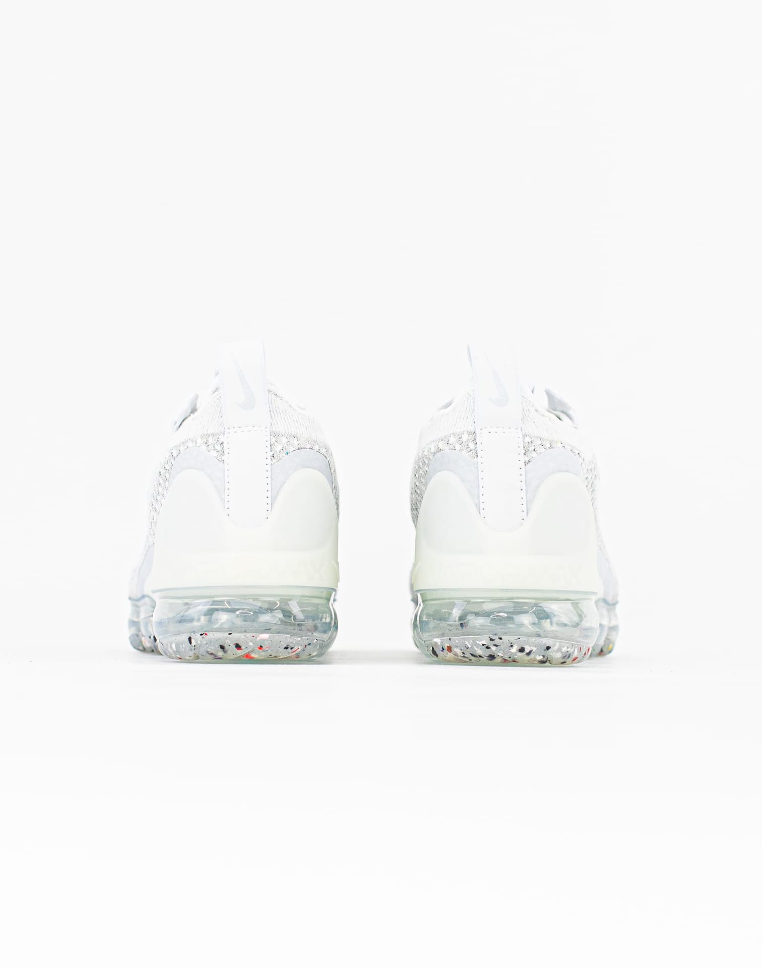 Photo of Nike Wmns Air Vapormax 2021 Fk