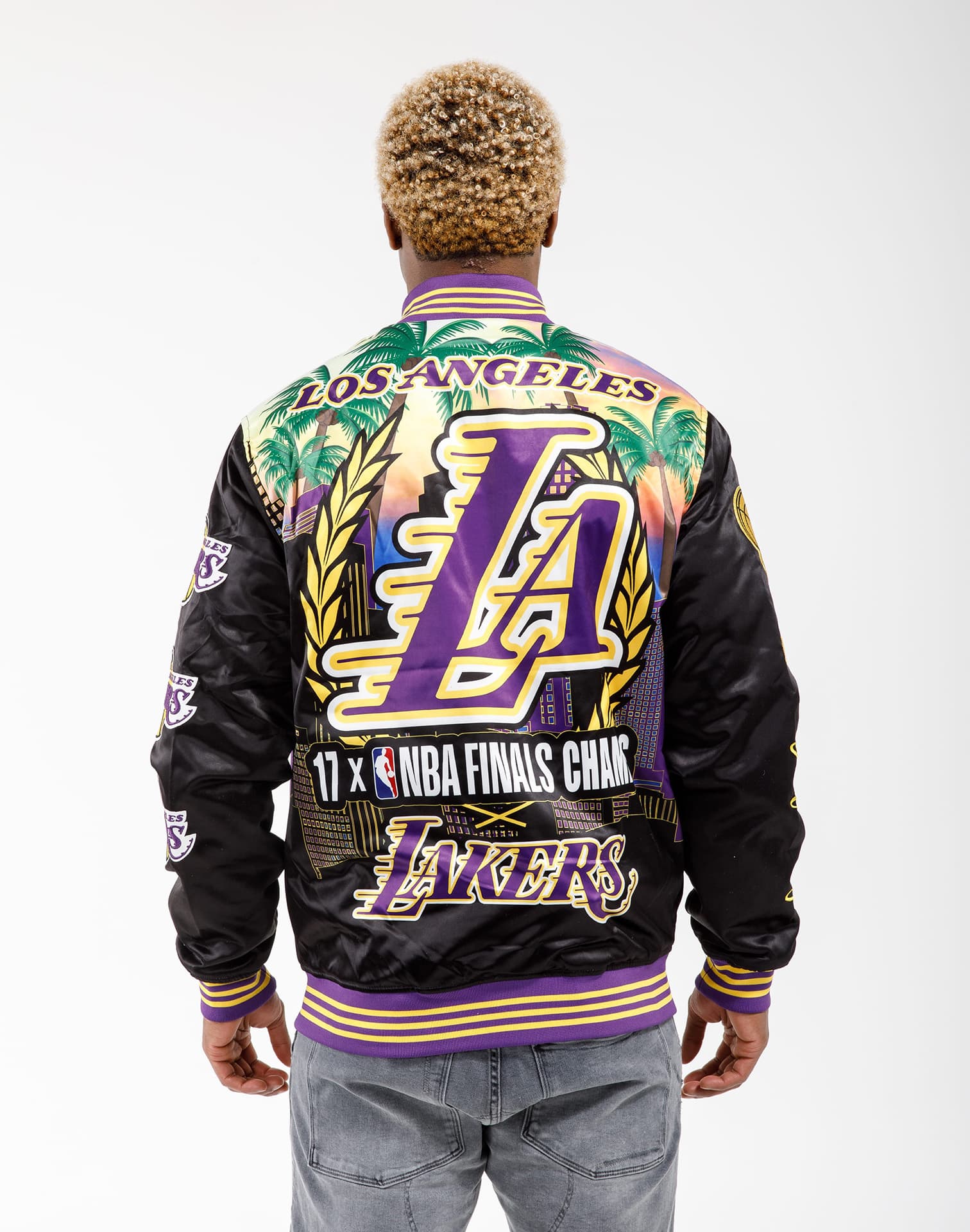 Women's Pro Standard Black Los Angeles Lakers City Scape Satin Full-Snap Jacket Size: Medium