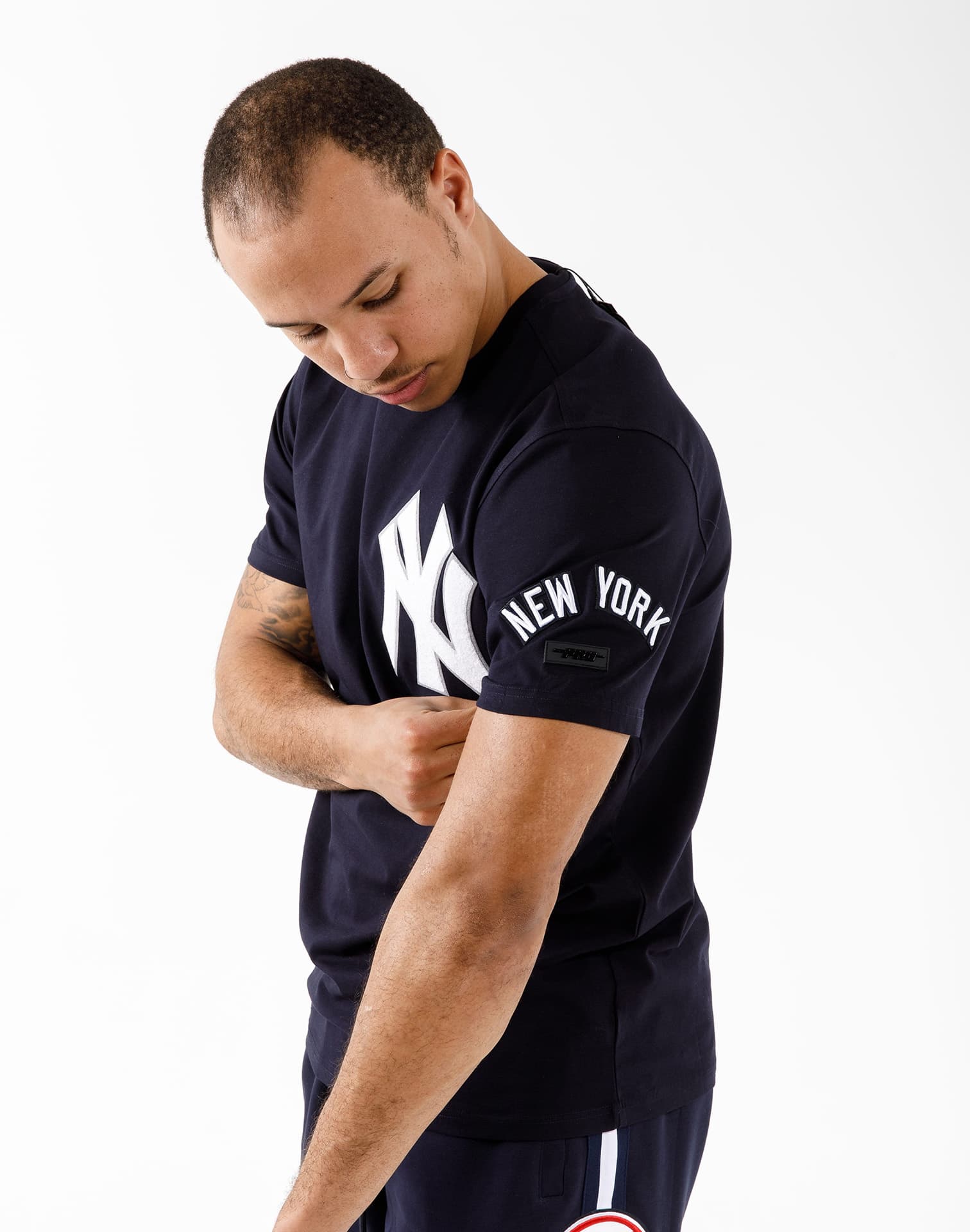Pro Standard Mens MLB New York Yankees Pro Team T-Shirt LNY131148-GRAY Gray L