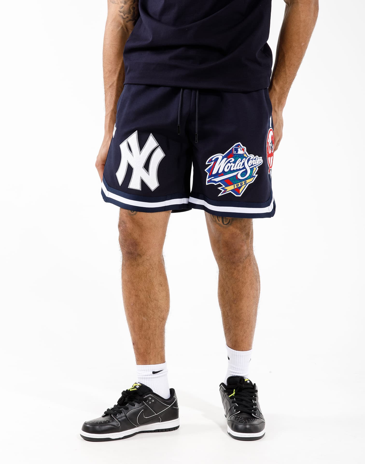 Pro Standard Men's New York Yankees Drip Logo Woven Shorts - Hibbett