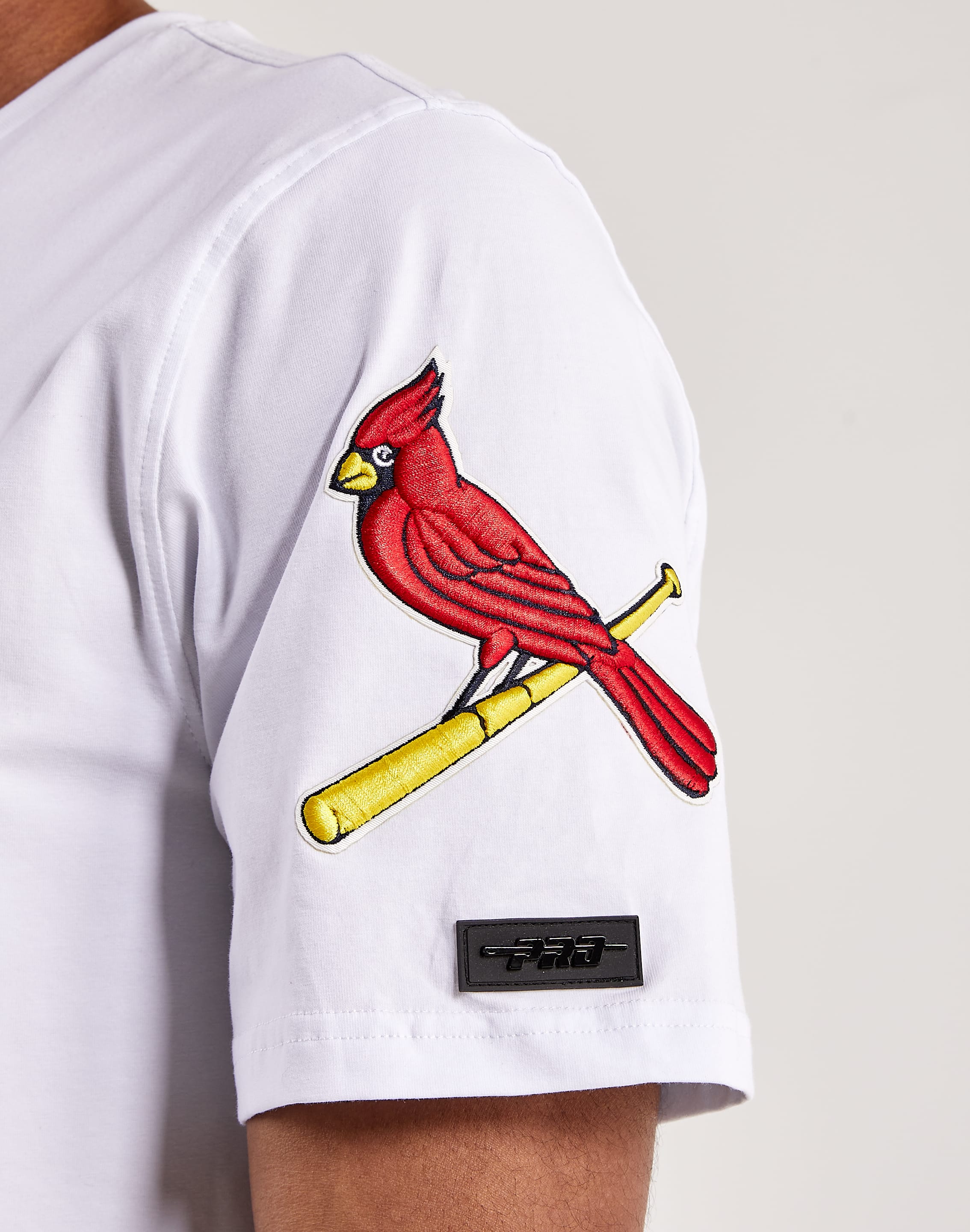 St. Louis Cardinals Studio Premium Zip Tote (White) – PRG Golf