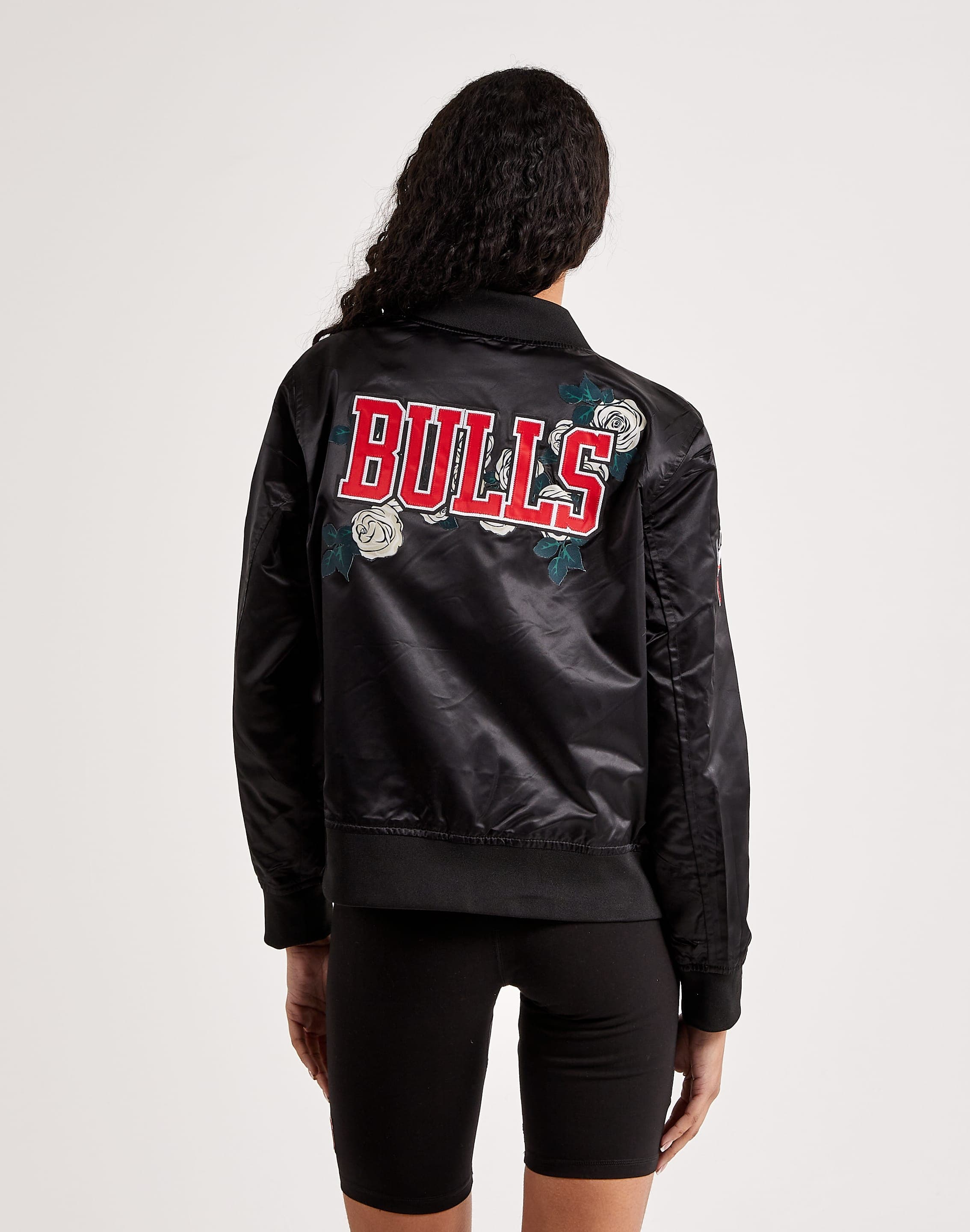 Chicago Bulls  Leather jacket men style, Vintage jacket outfit
