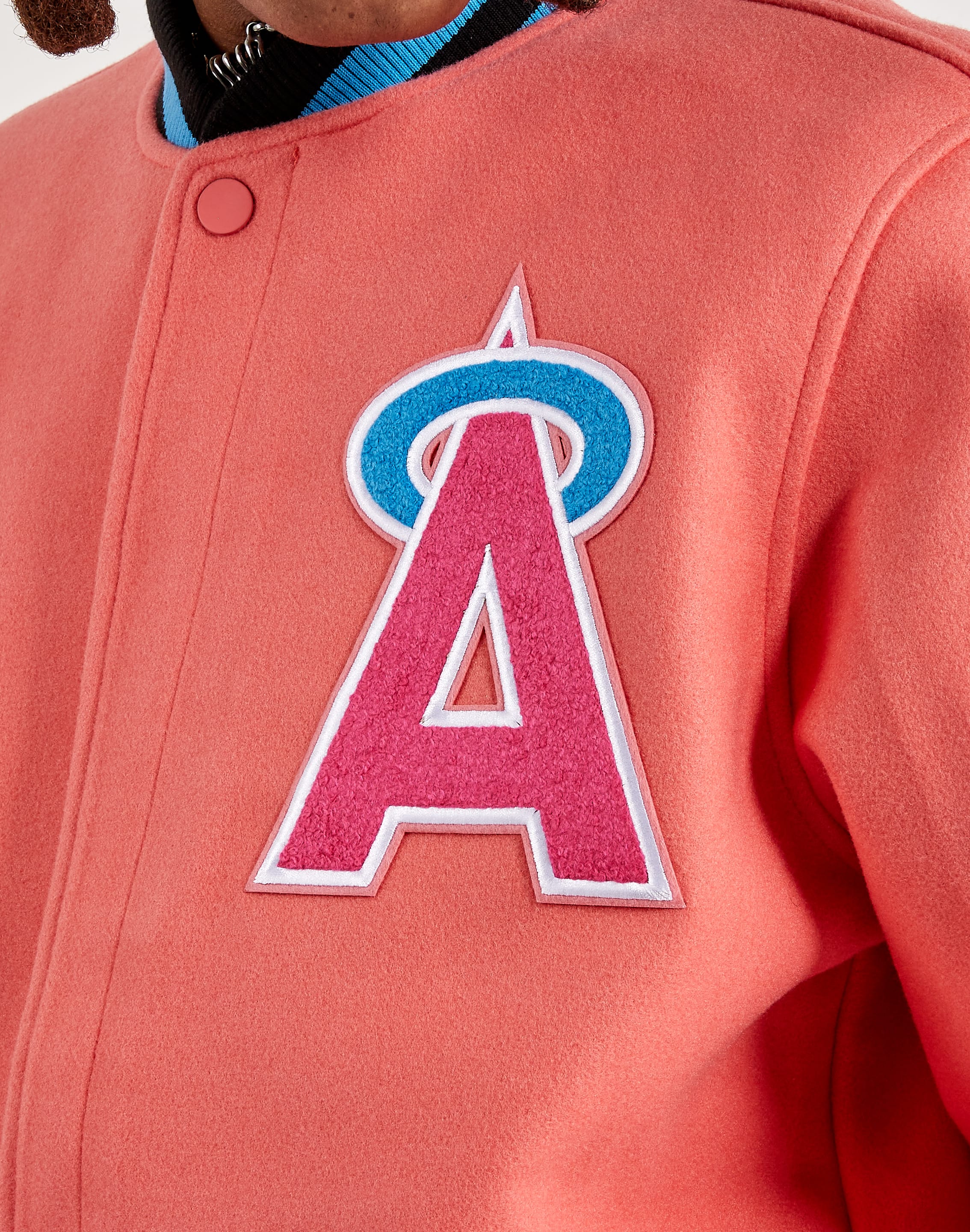 Pro Standard Los Angeles Dodgers Faux Fur Jacket – DTLR