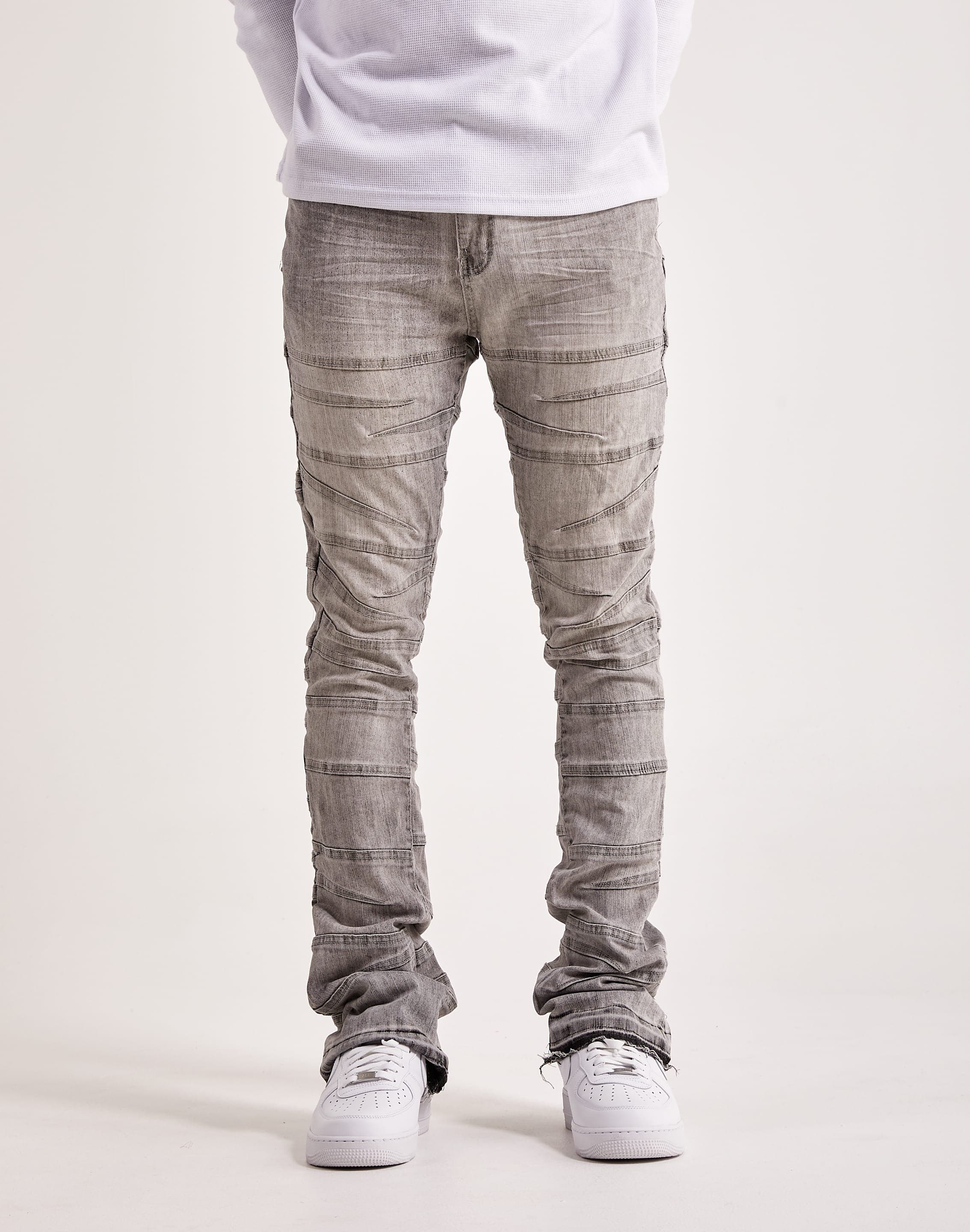 HUGO - Tapered-fit jeans in heavily distressed silver-gray denim