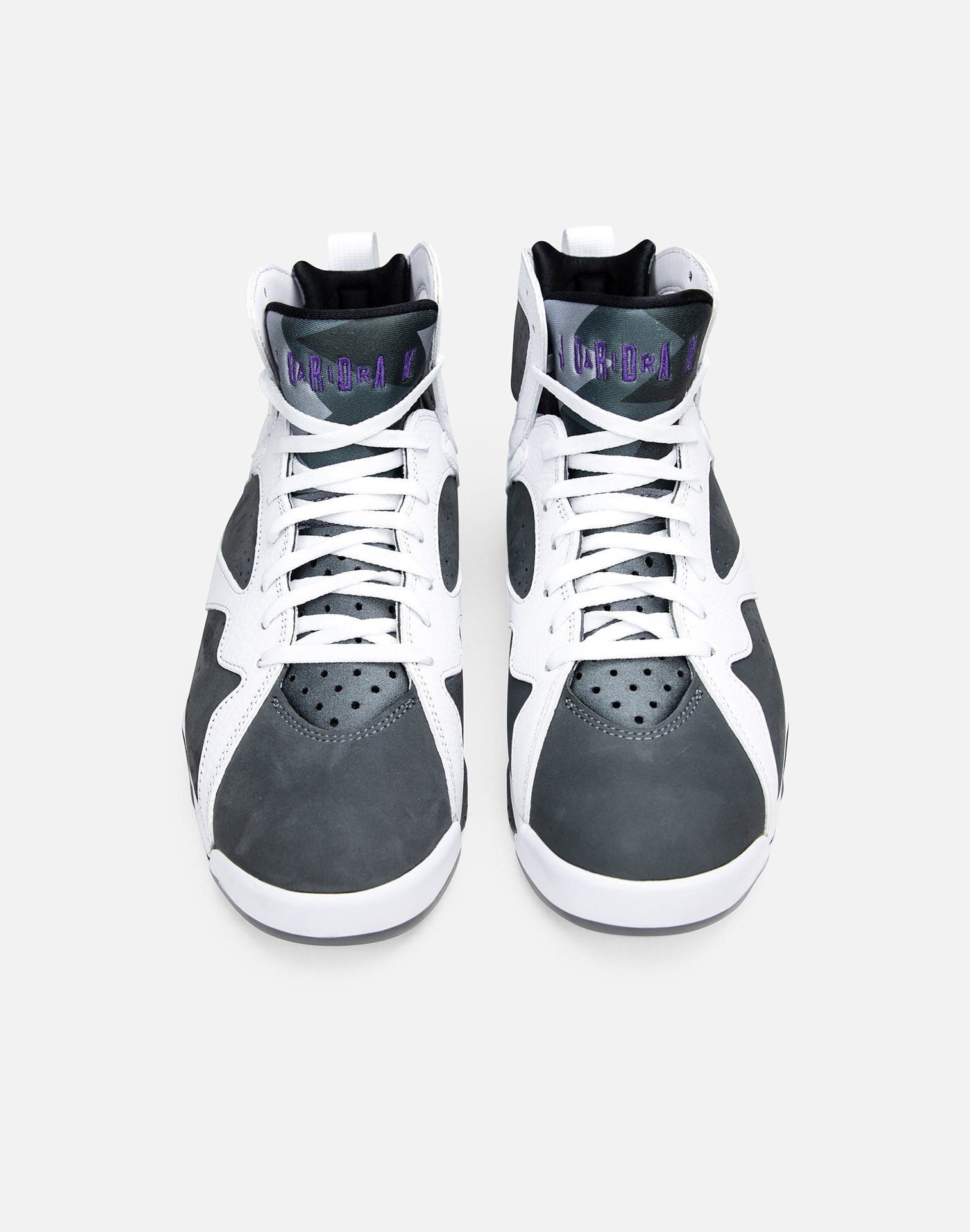 Jordan AIR JORDAN RETRO 'FLINT' – DTLR