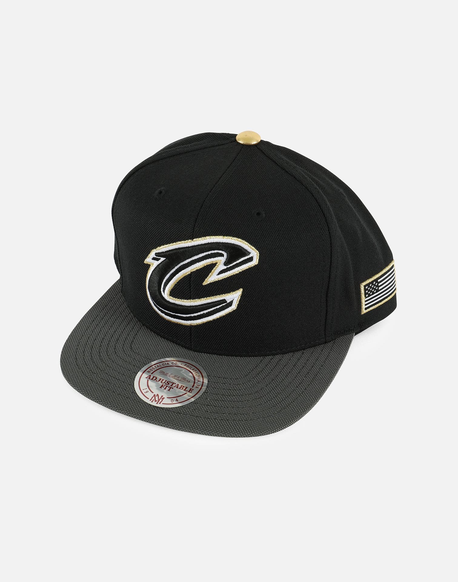 Mitchell & Ness Cleveland Cavaliers Gold Tip Snapback Hat
