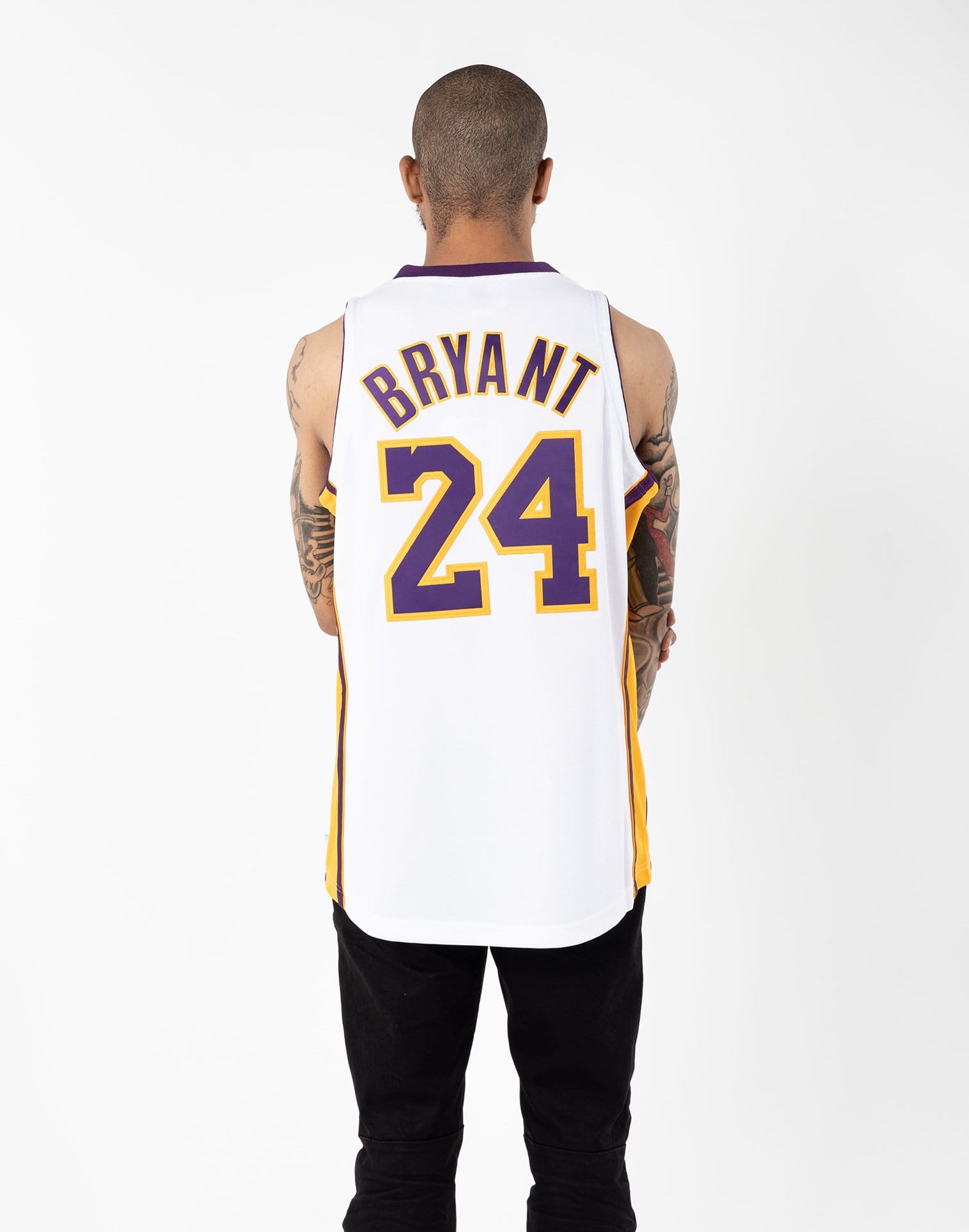 LOS ANGELES LAKERS KOBE BRYANT 2009-10 AUTHENTIC JERSEY  AJY4AC19099-LALWHIT09KBR