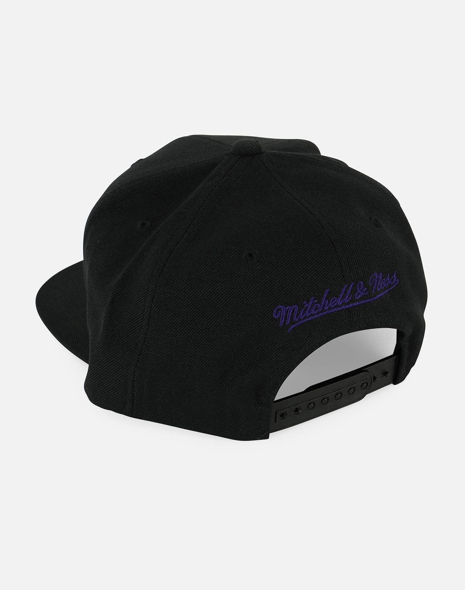 Mitchell & Ness NBA Los Angeles Lakers Basic Logo Snapback Hat